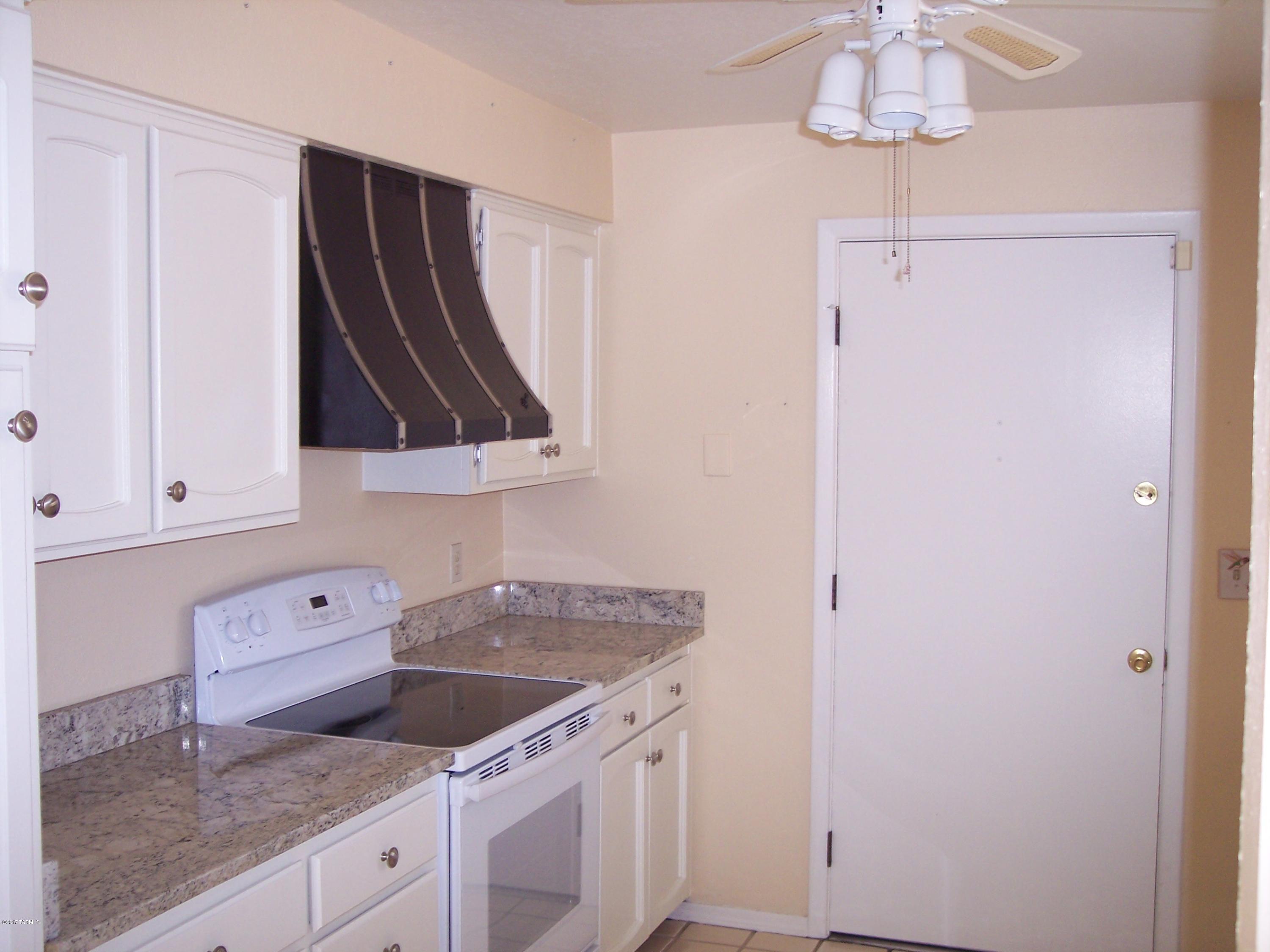 McCormick Place Twnhms Blk II (1-114) - Residential Lease