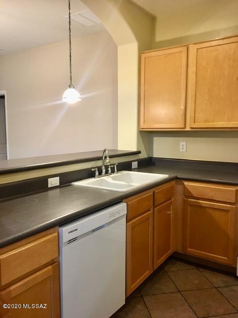Continental Reserve Blk. 7 & 8 (1-82) - Residential Lease