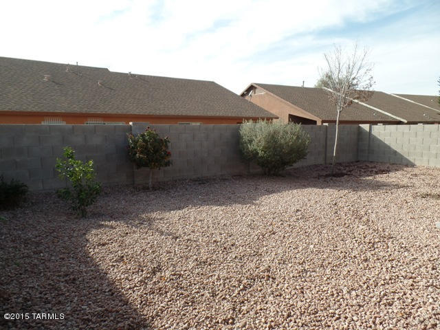 Tres Pueblos - Residential Lease