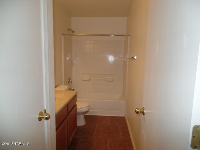 Tres Pueblos - Residential Lease
