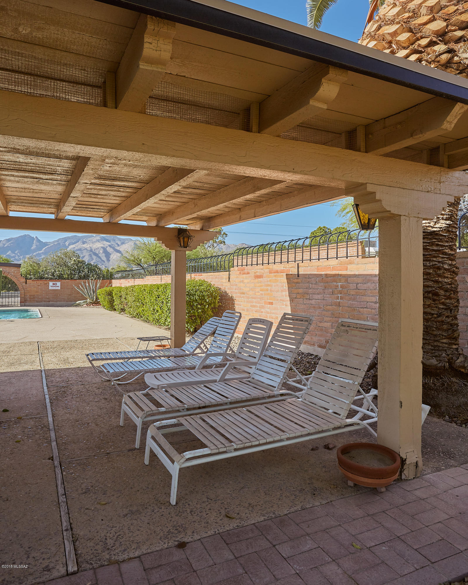 Spanish Village Th - Residential