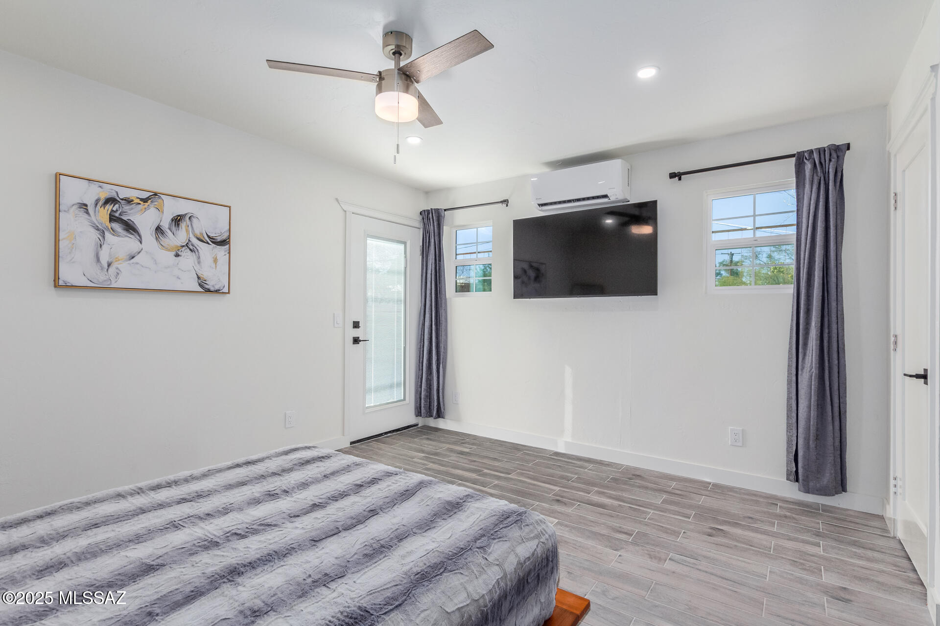 Catalina Vista - Residential Lease