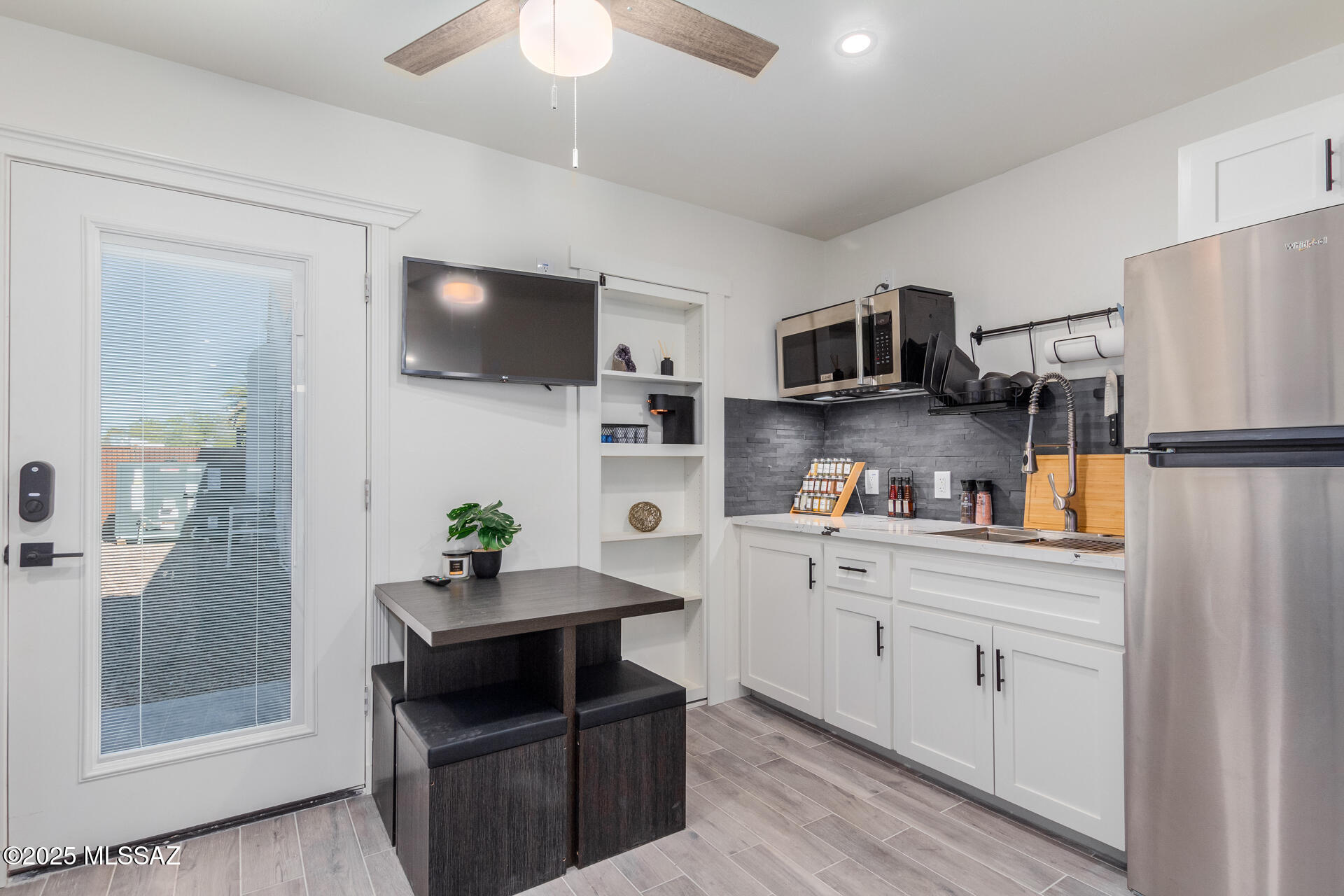 Catalina Vista - Residential Lease