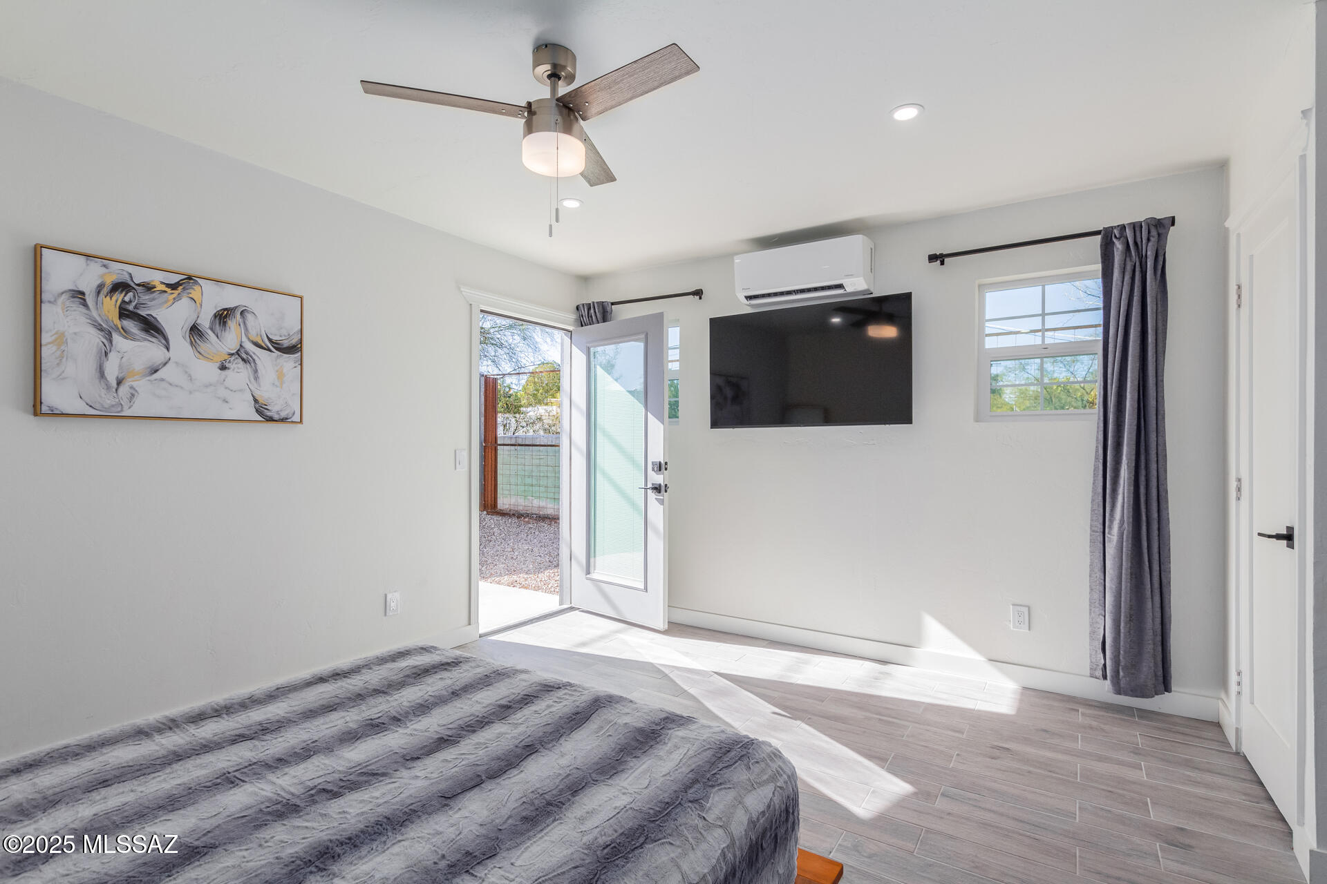 Catalina Vista - Residential Lease