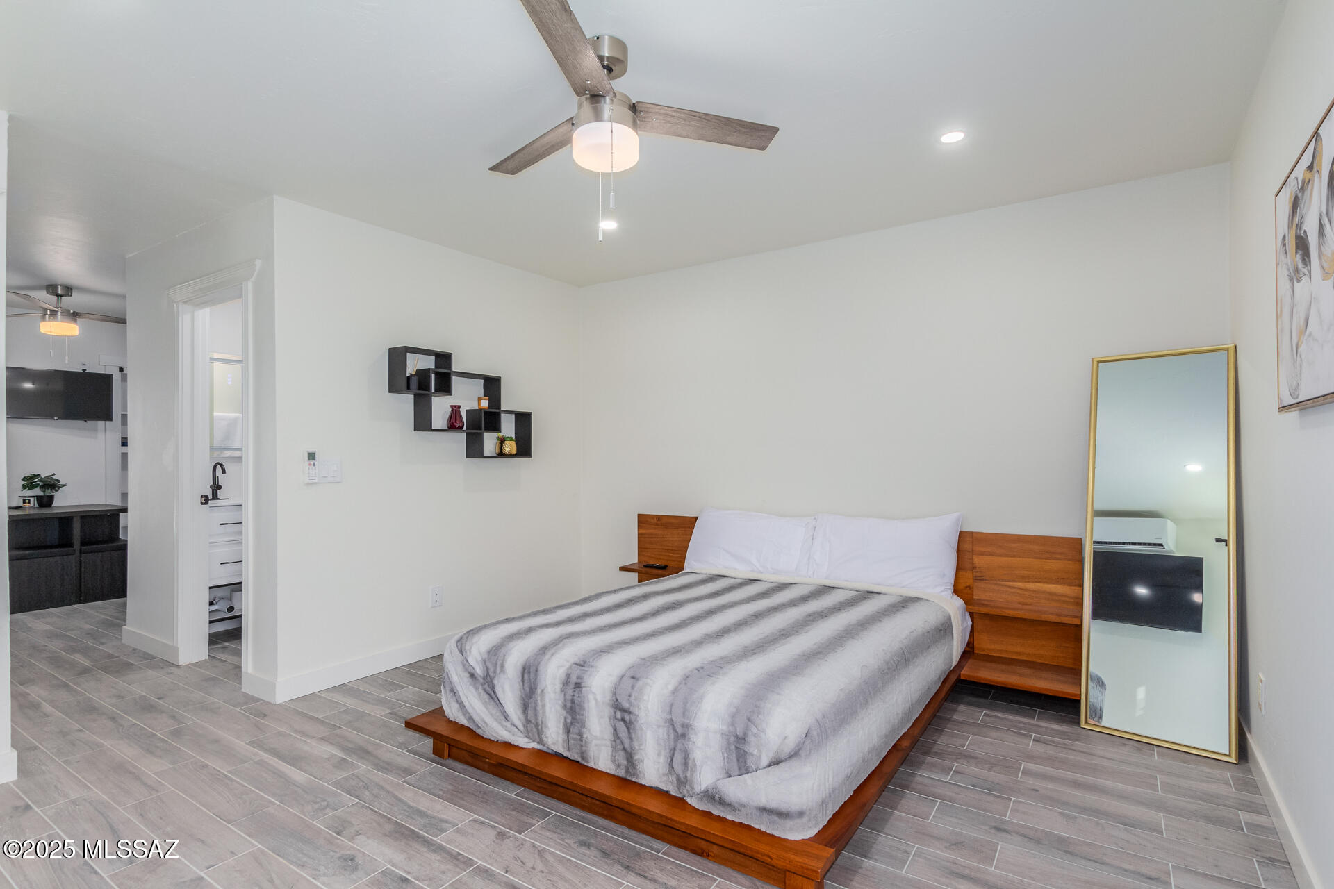 Catalina Vista - Residential Lease