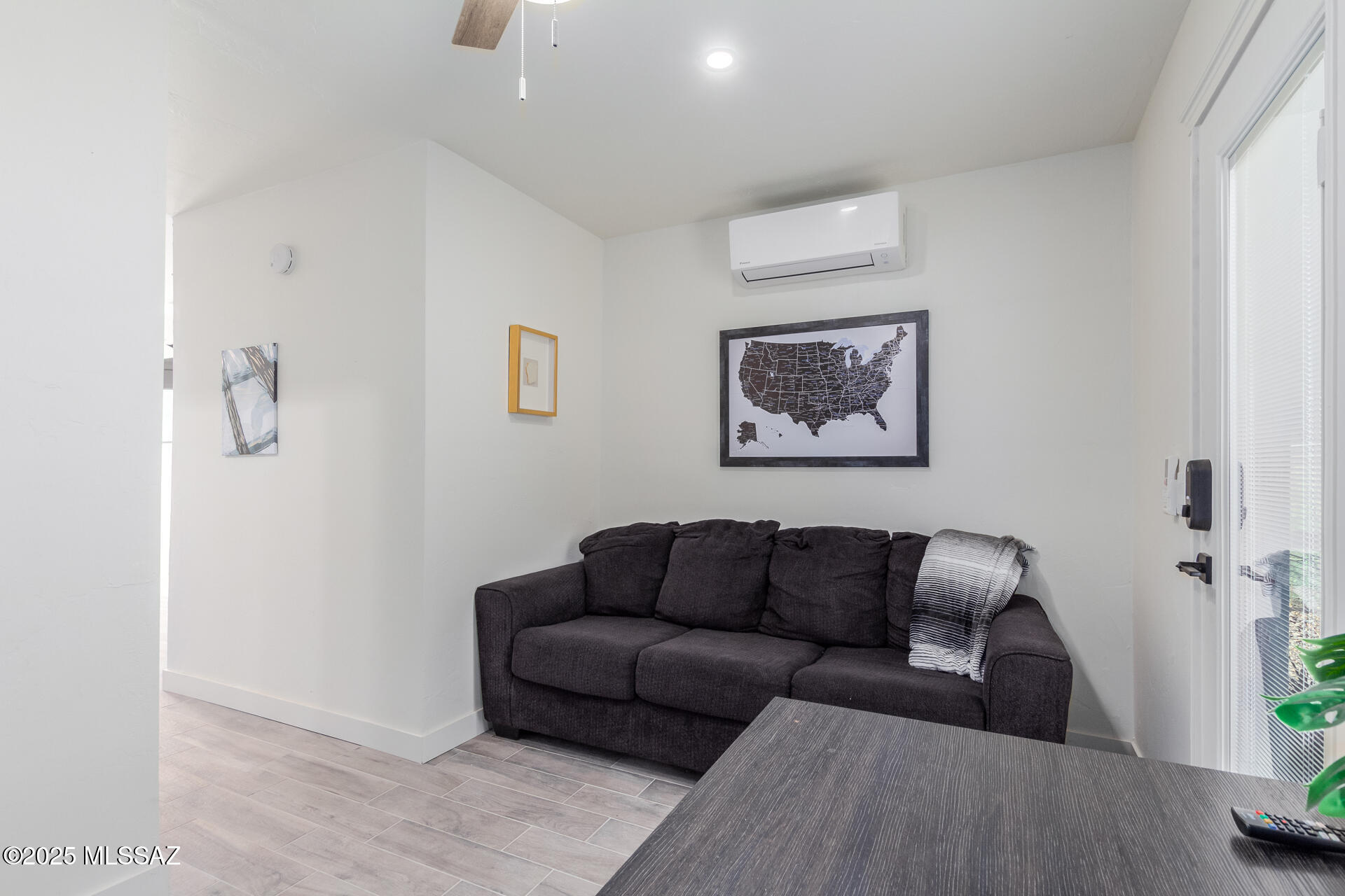 Catalina Vista - Residential Lease