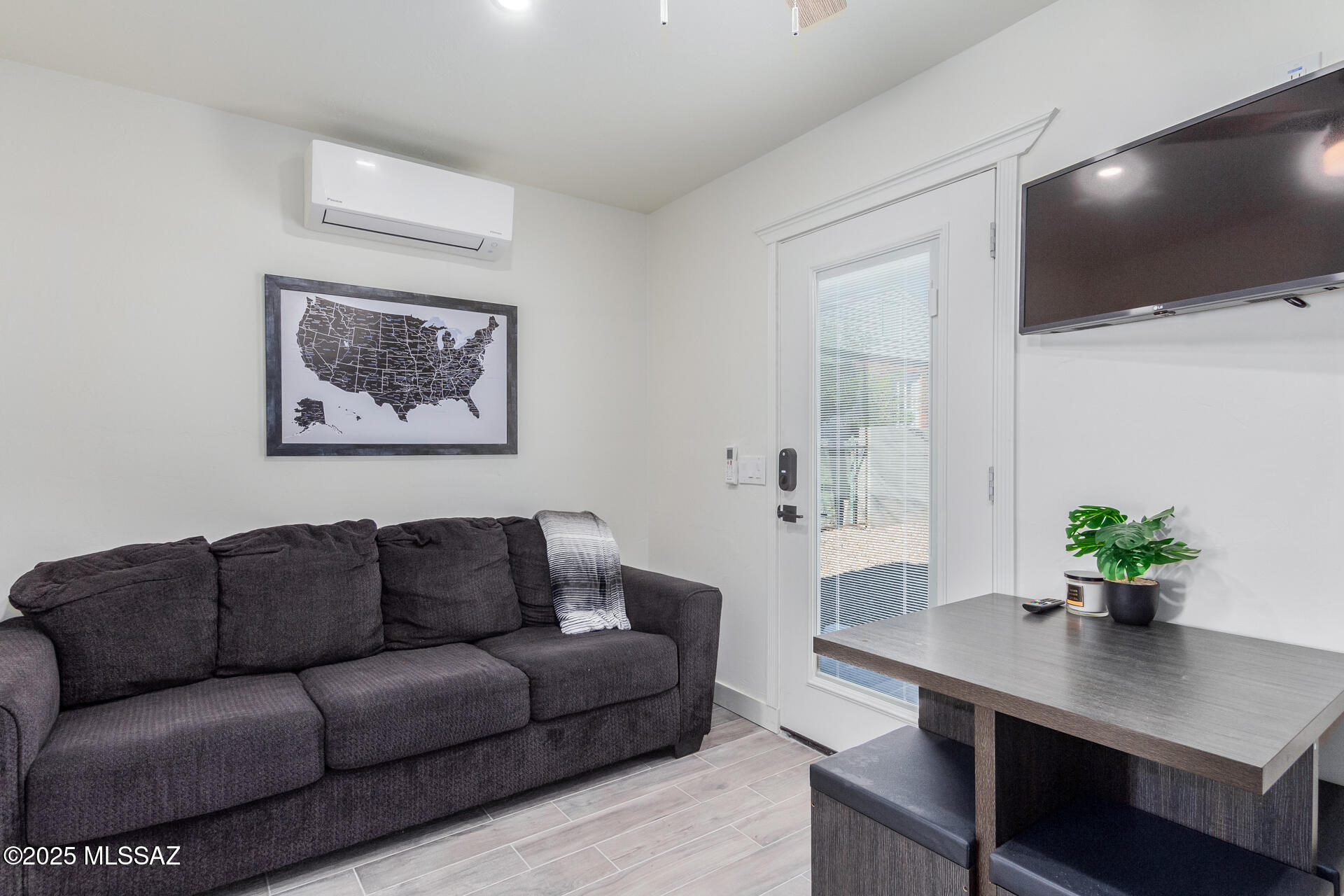 Catalina Vista - Residential Lease
