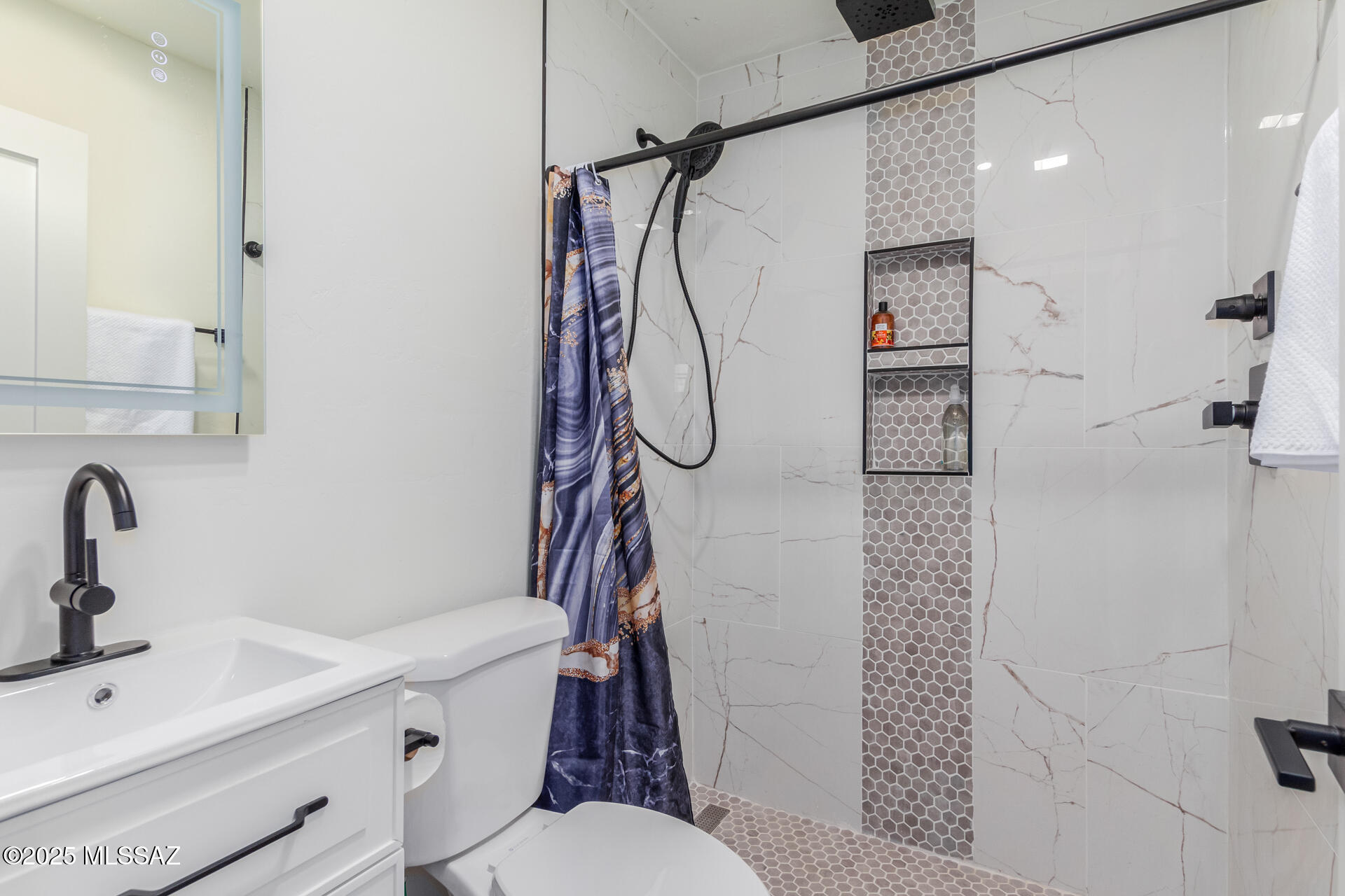 Catalina Vista - Residential Lease