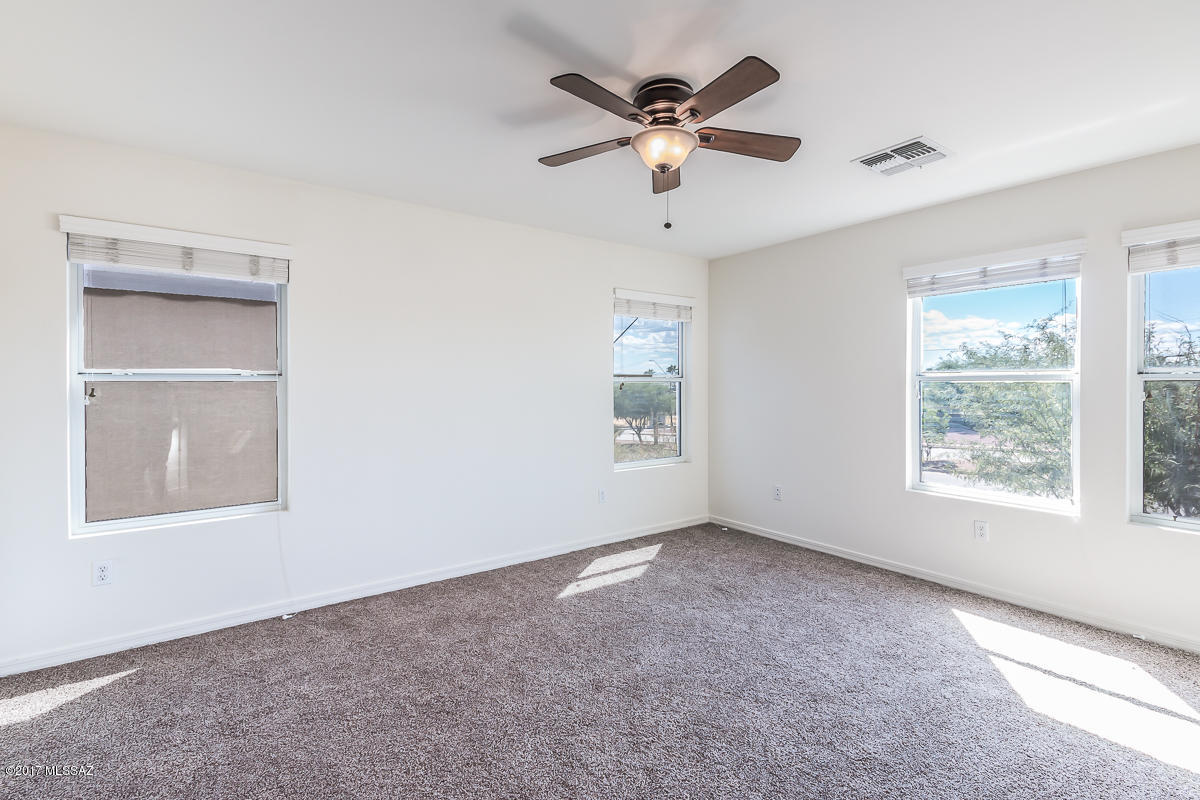 Pantano Overlook - Residential