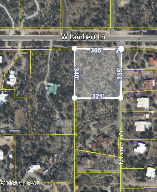 Beautiful 2.53 acre lot in Oro Valley. Perfect for building your custom dream home with great city and mountain views!! Close distance from dinning, shopping and much more!