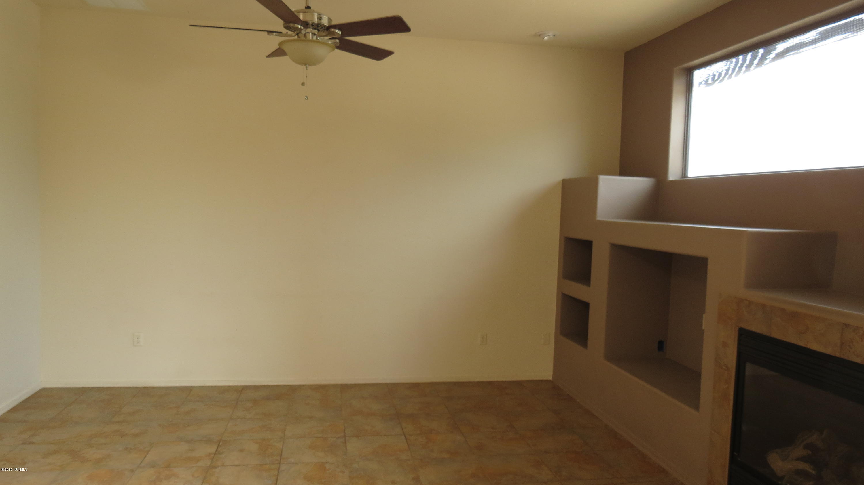 Riverside Crossing (1-133) - Residential Lease