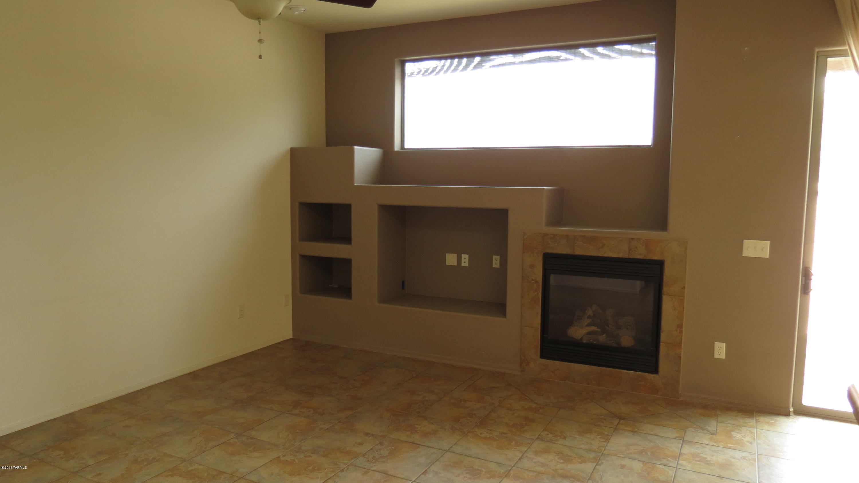 Riverside Crossing (1-133) - Residential Lease