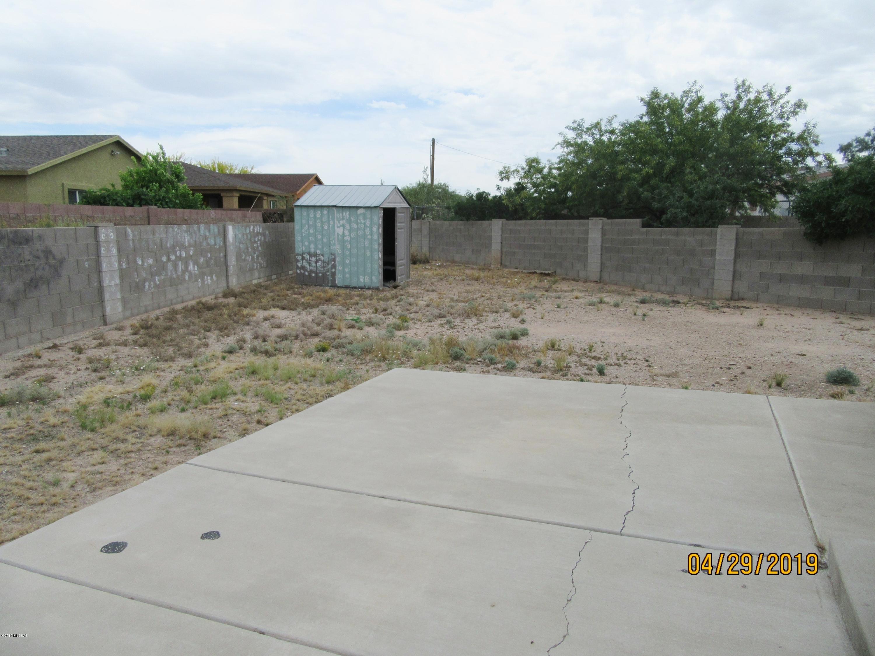 Esperanza Place (1-27) - Residential