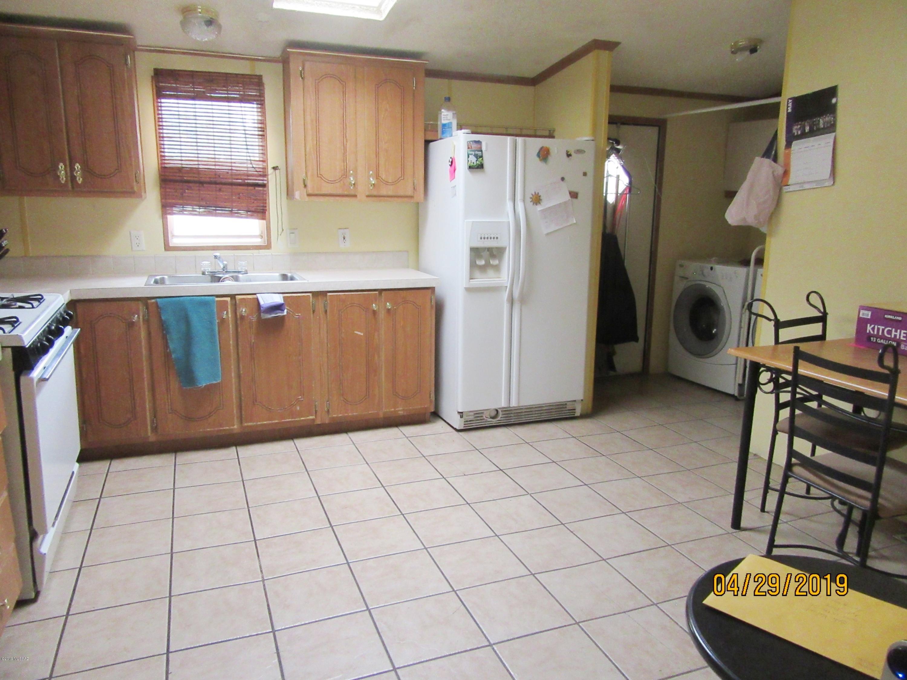 Esperanza Place (1-27) - Residential