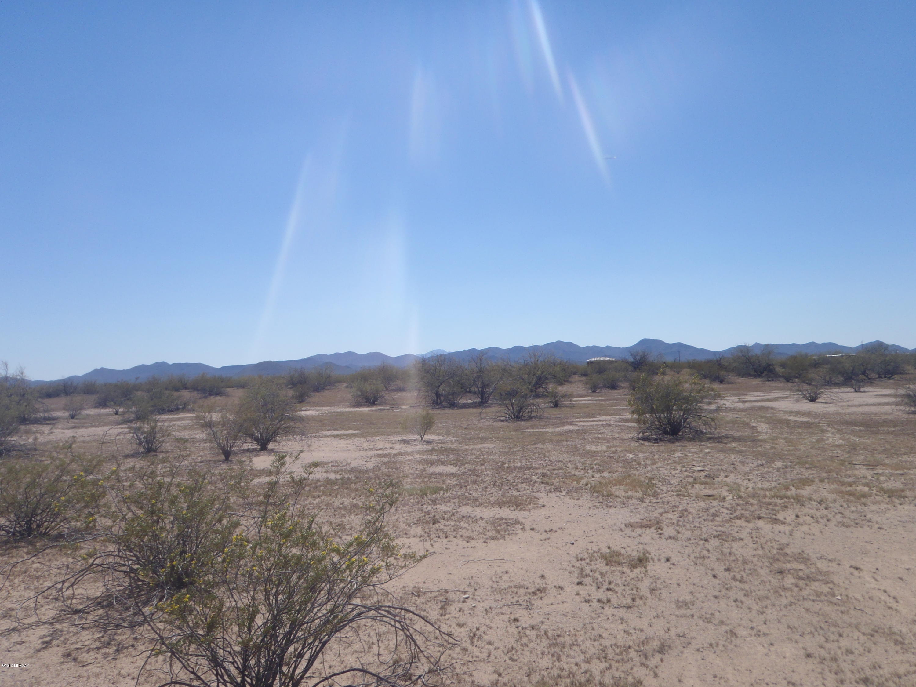 Own your own Mini-Ranch!  Located in fast growing Avra Valley.  Pima County mapping shows Easterly 78% of the parcel is out of FEMA floodplain.