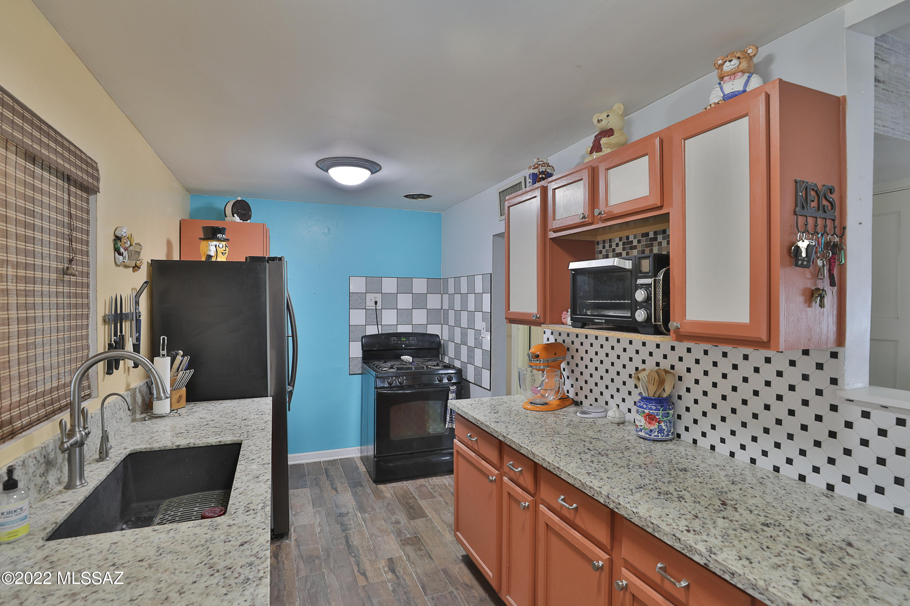 Del Monte Village - Residential