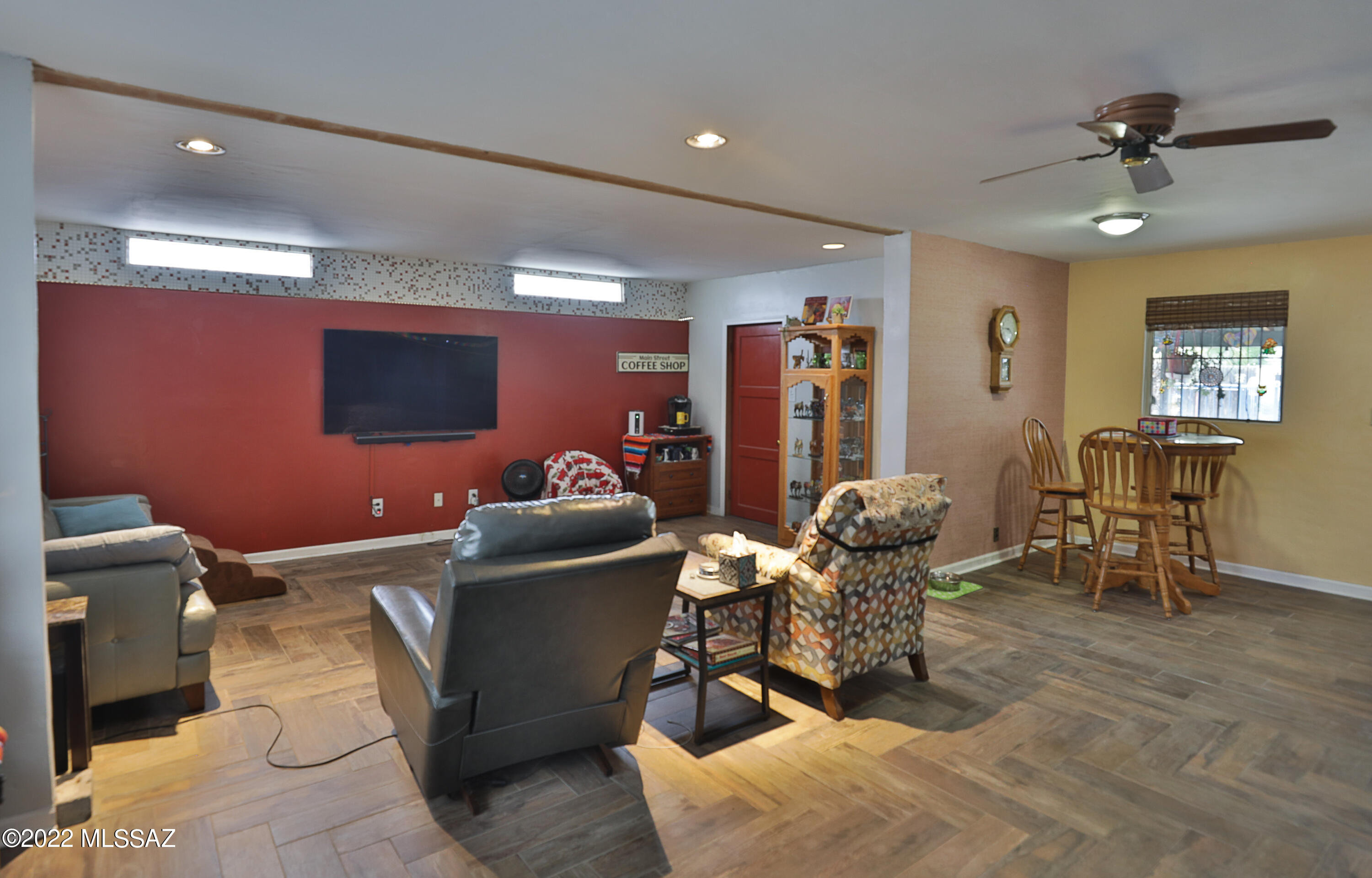 Del Monte Village - Residential