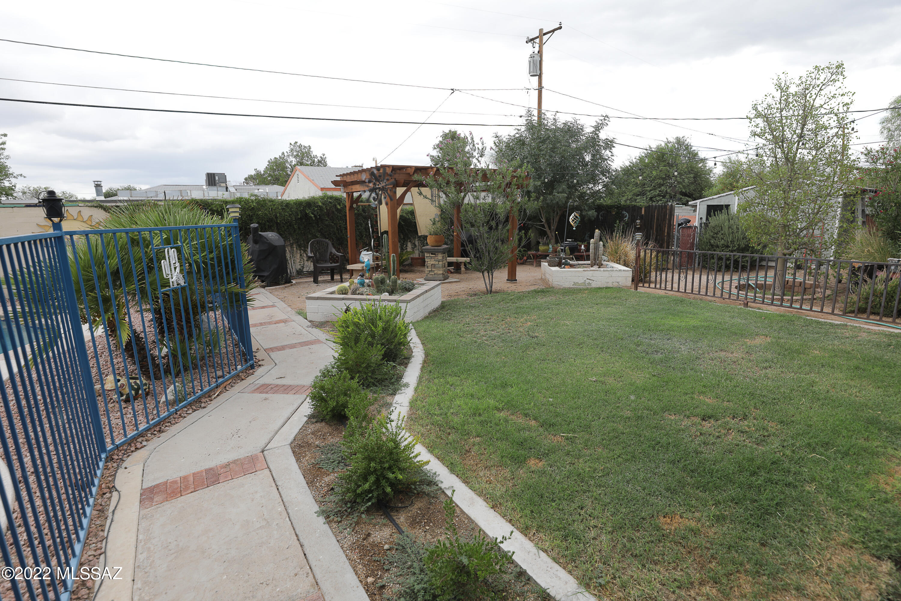 Del Monte Village - Residential