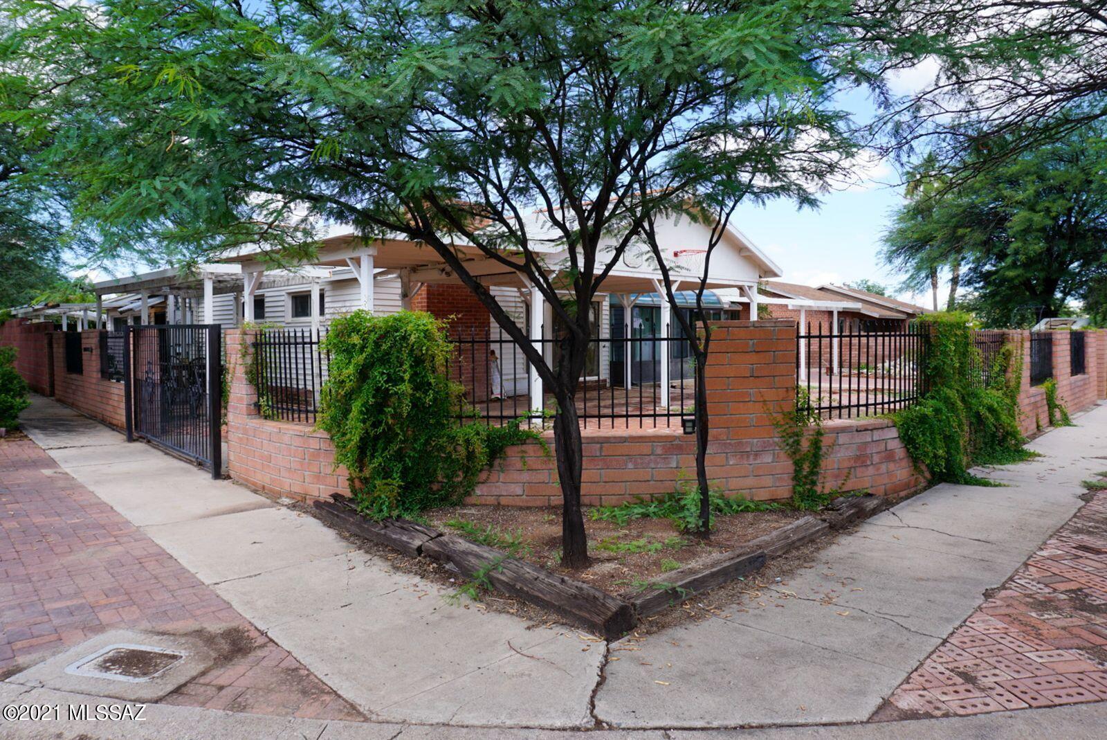 Manana Vista - Residential
