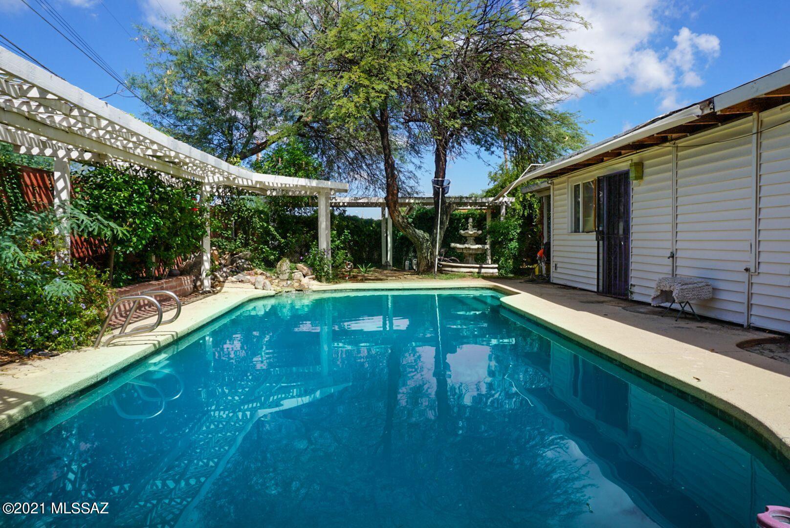 Manana Vista - Residential