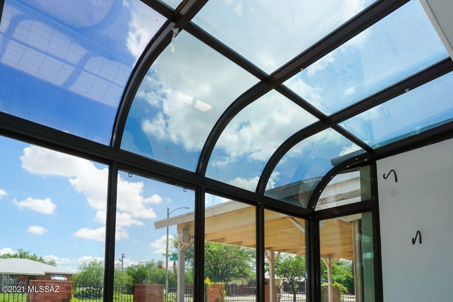 Manana Vista - Residential