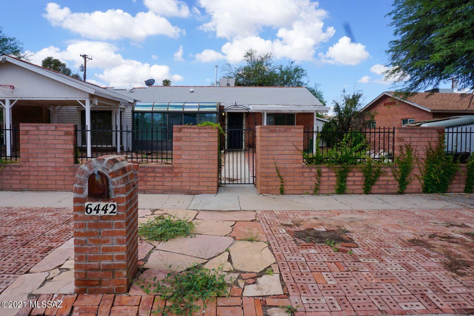 Manana Vista - Residential