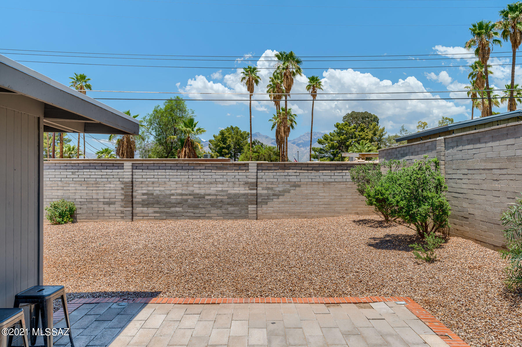 Carlos Terrace - Residential