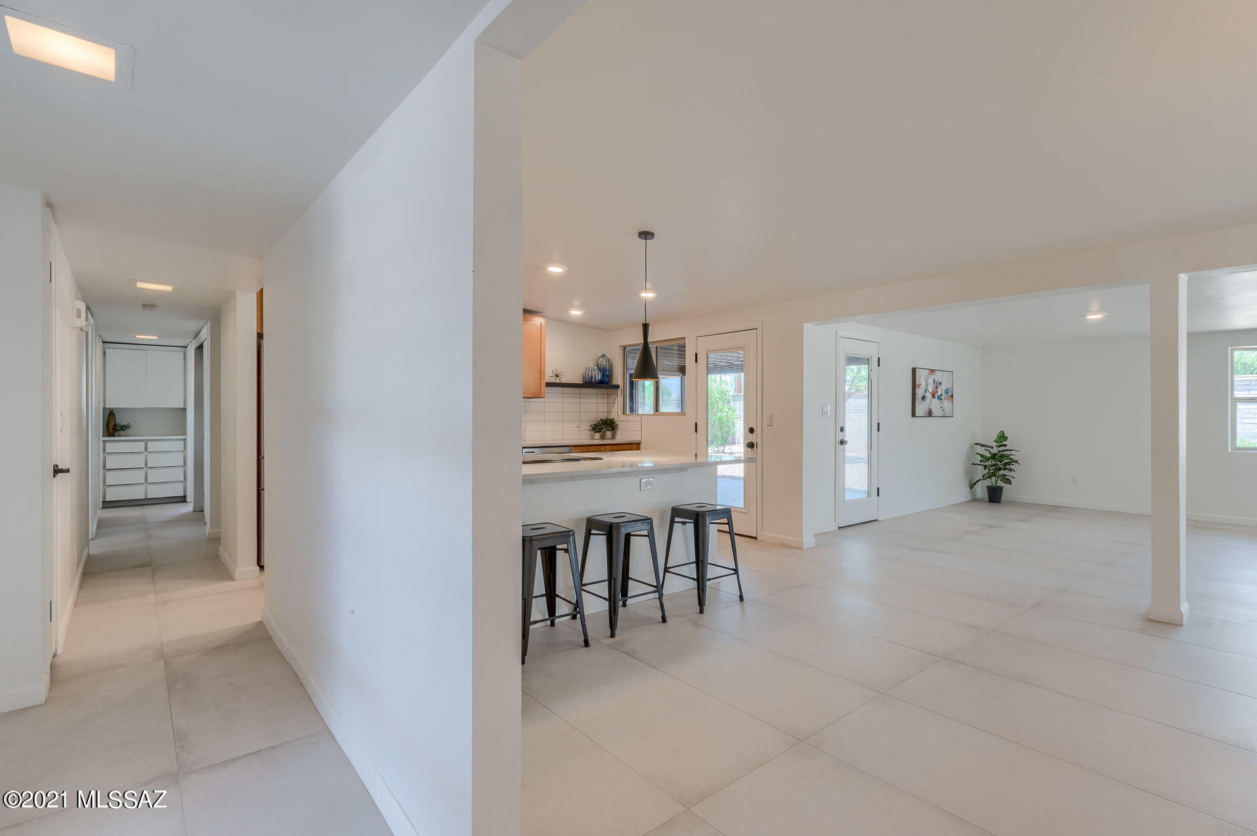 Carlos Terrace - Residential
