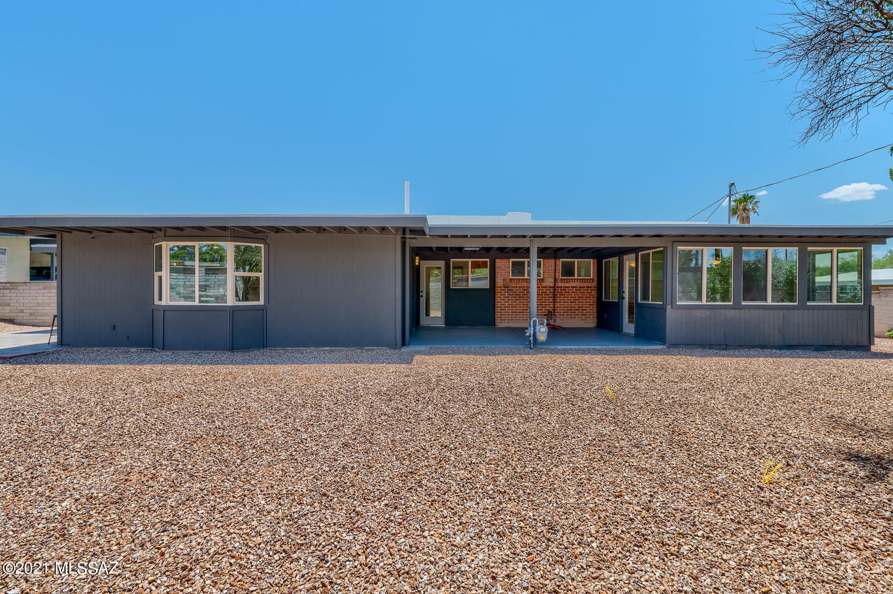 Carlos Terrace - Residential