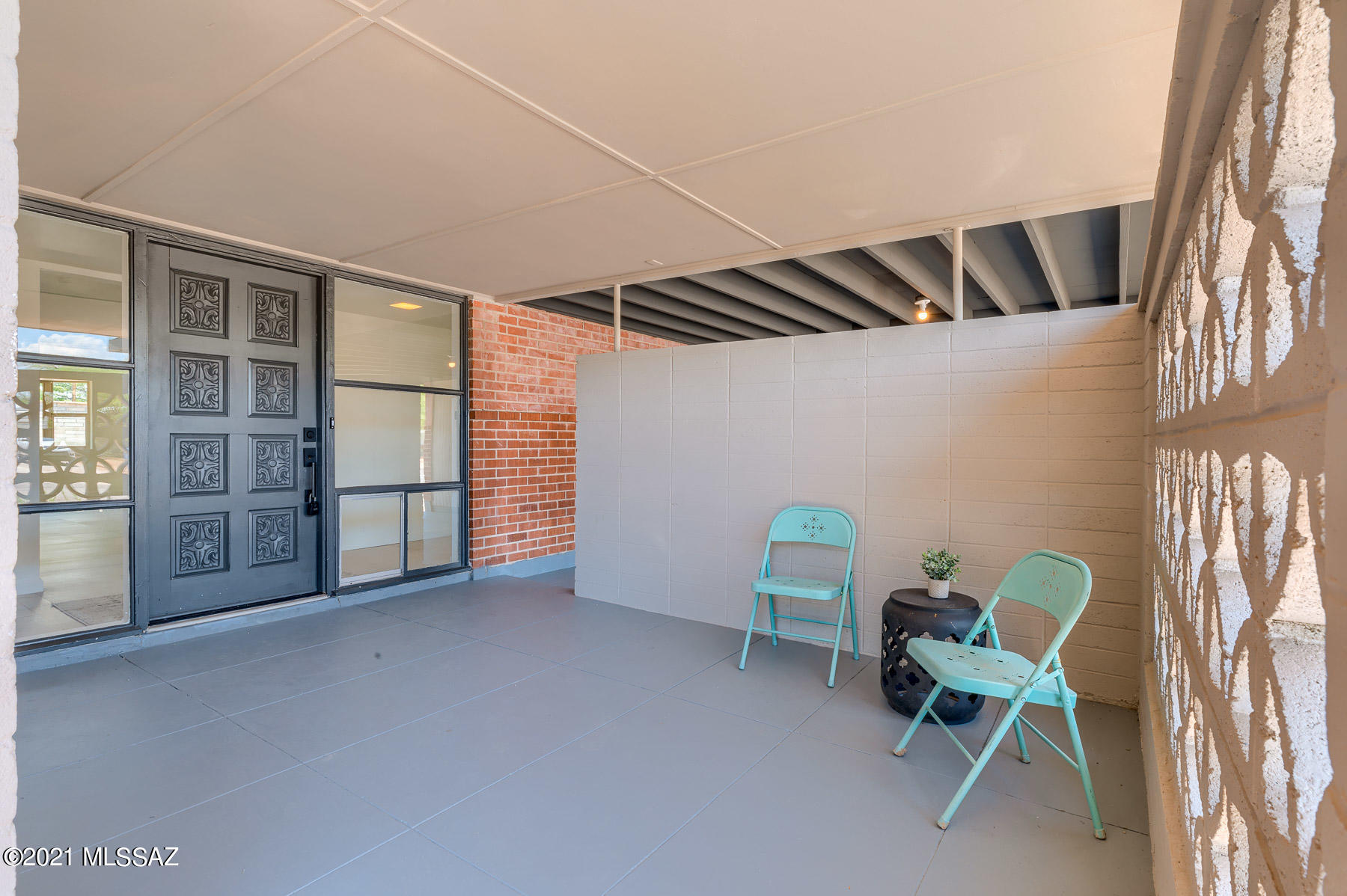 Carlos Terrace - Residential