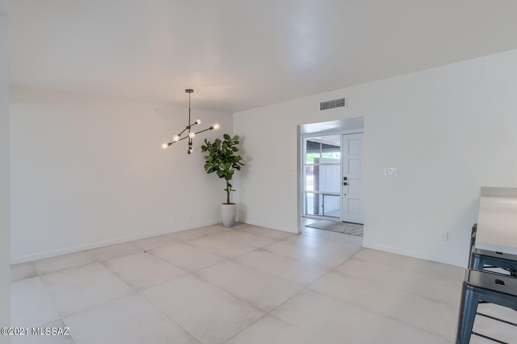 Carlos Terrace - Residential