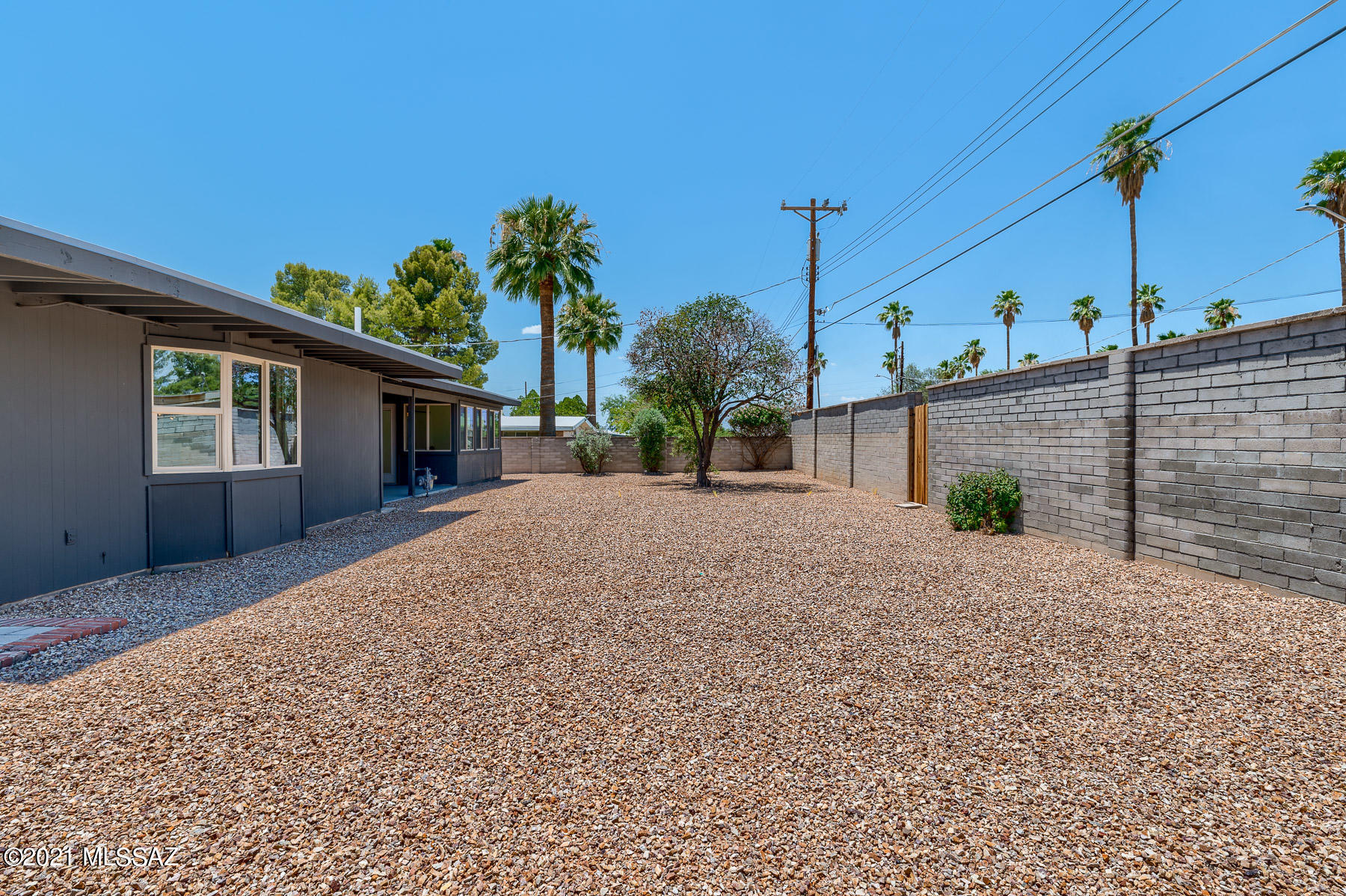 Carlos Terrace - Residential
