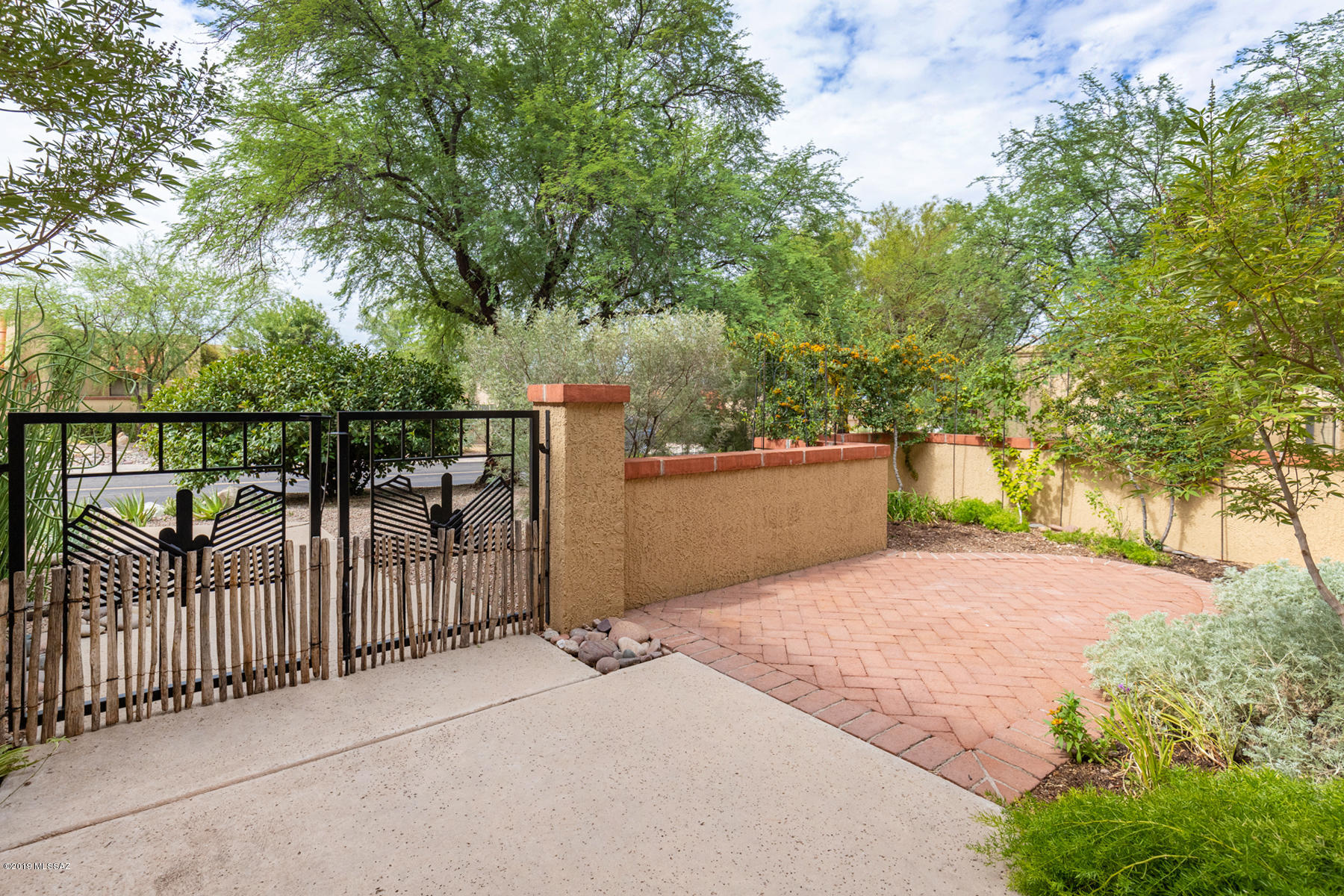 El Conquistador Resort Patio Homes (155-193) - Residential