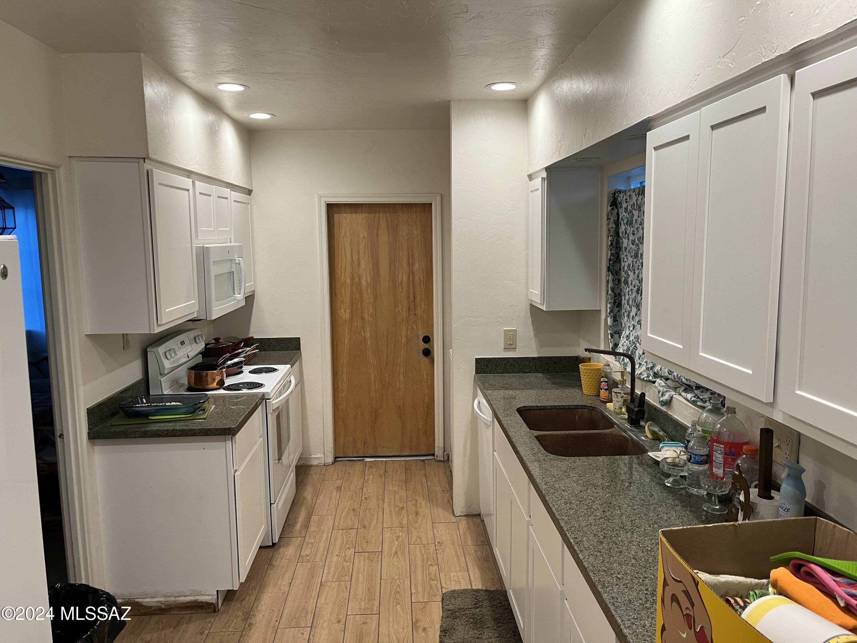 Jefferson Park - Residential