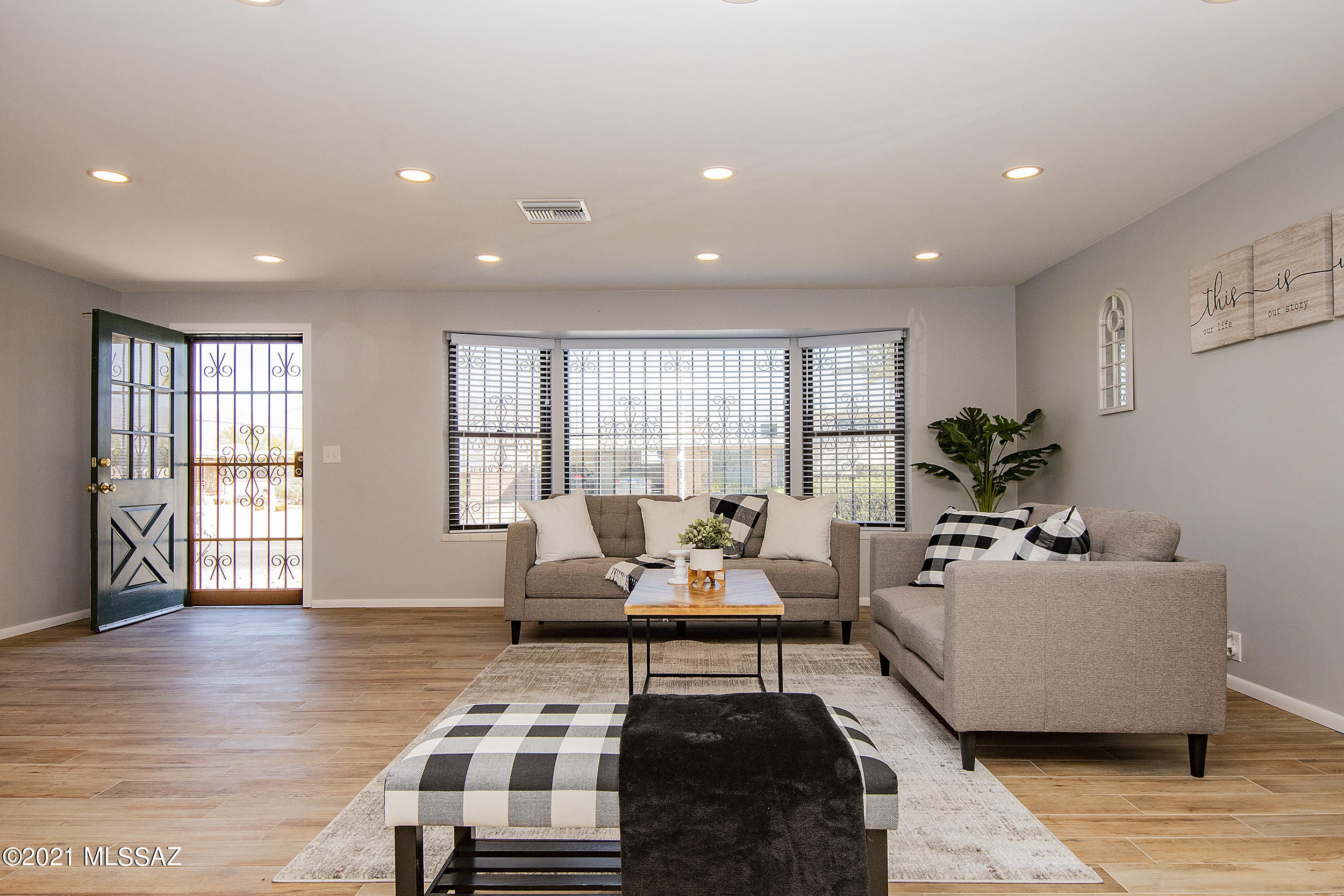 Carriage Hill NO. 4 (433-524) - Residential