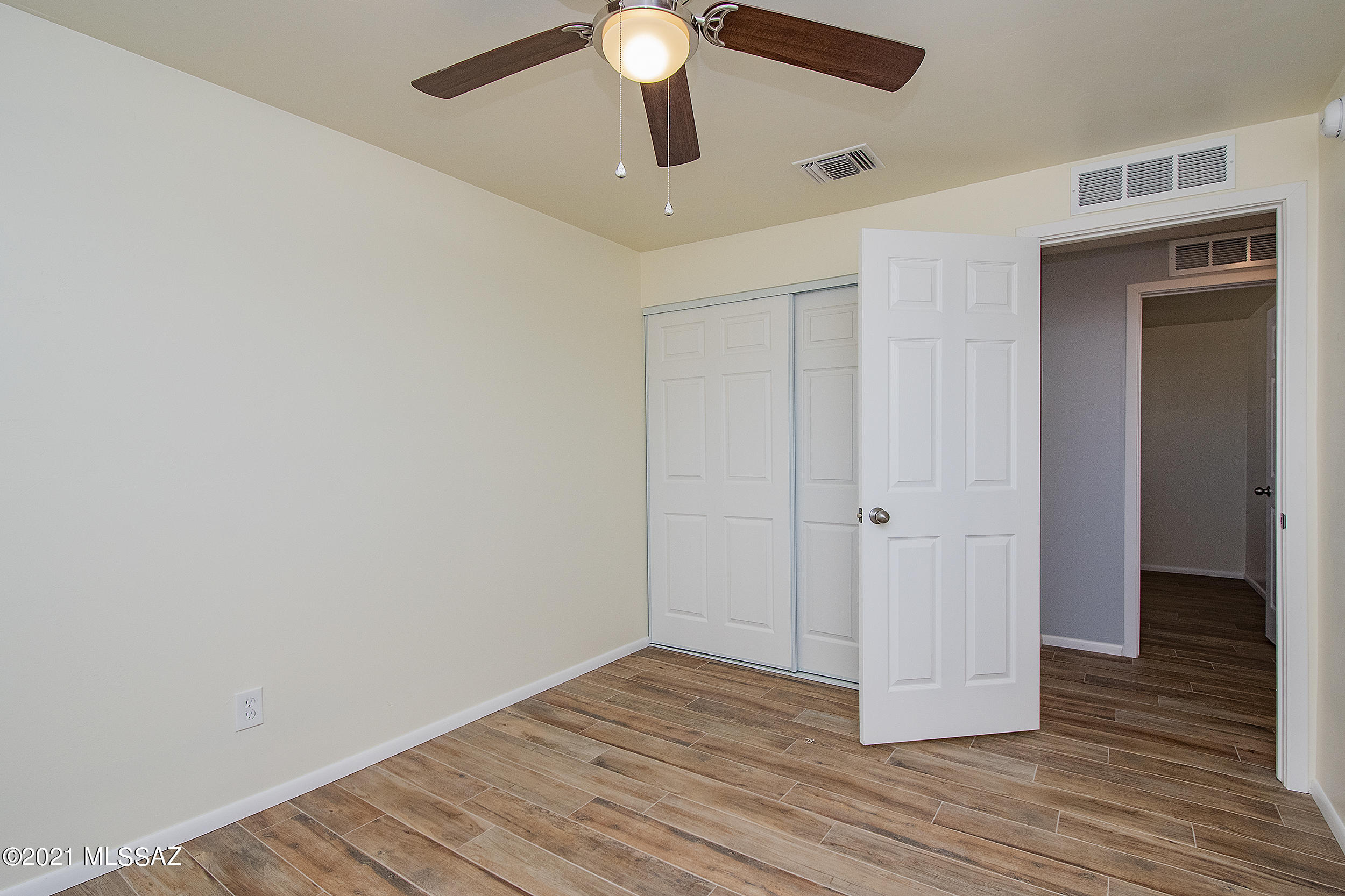 Carriage Hill NO. 4 (433-524) - Residential