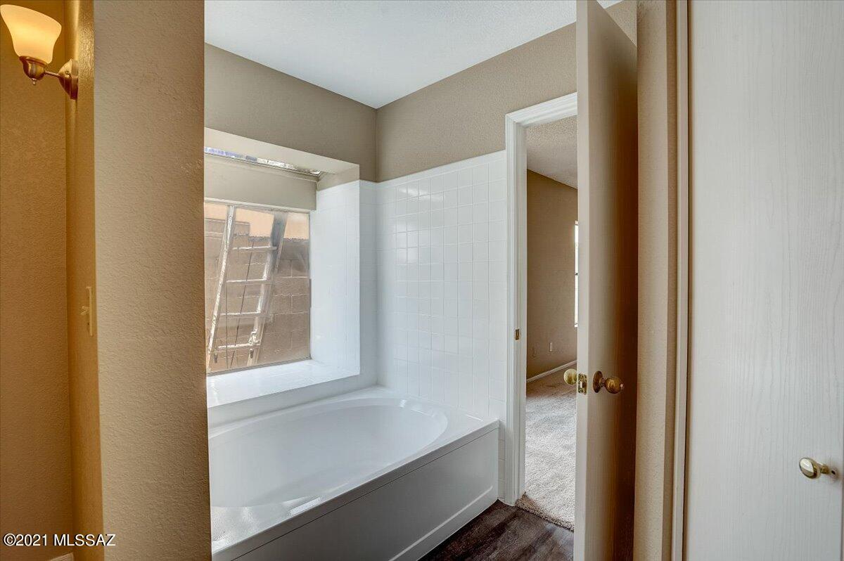Presidio Shadows (1-204) - Residential