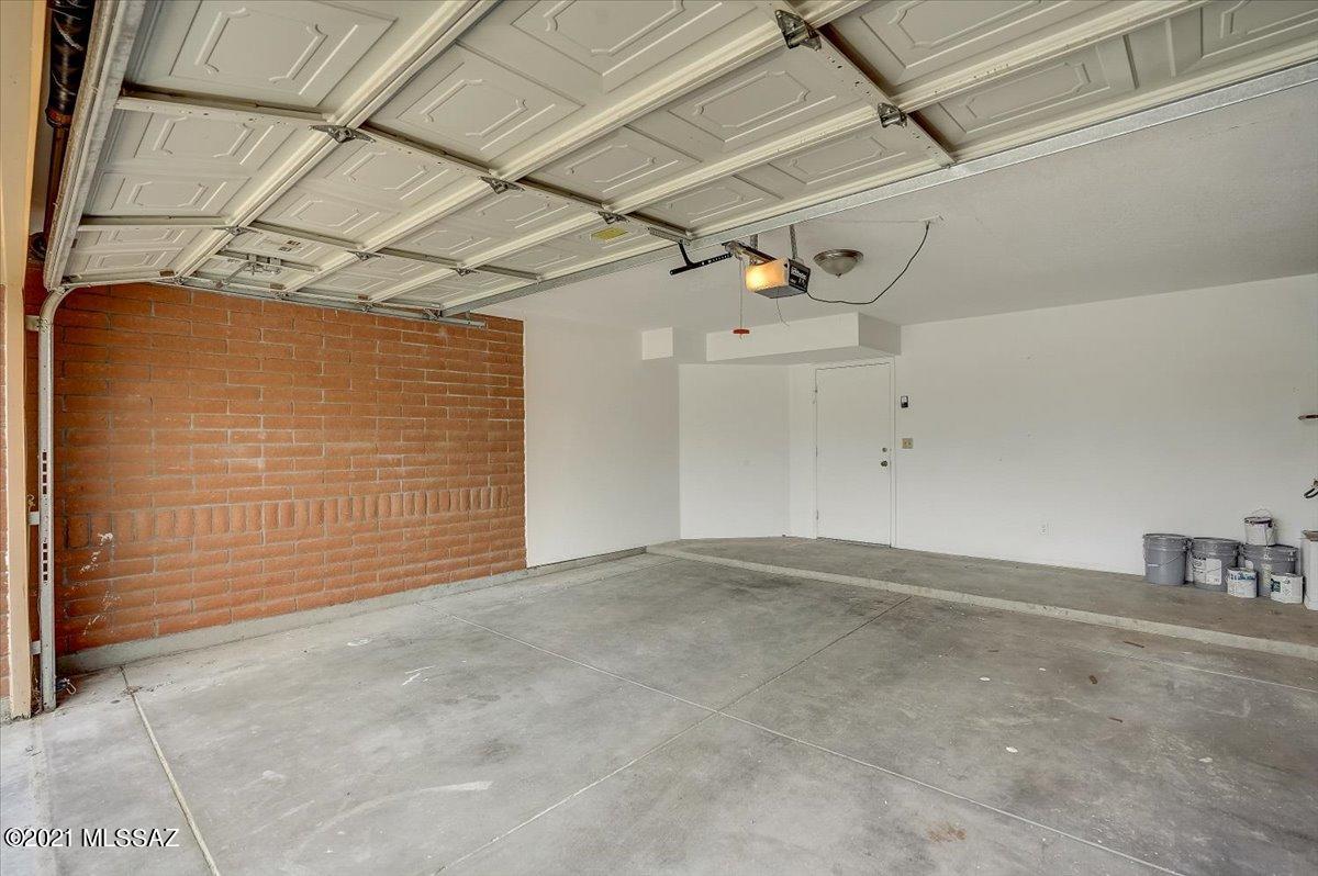 Presidio Shadows (1-204) - Residential