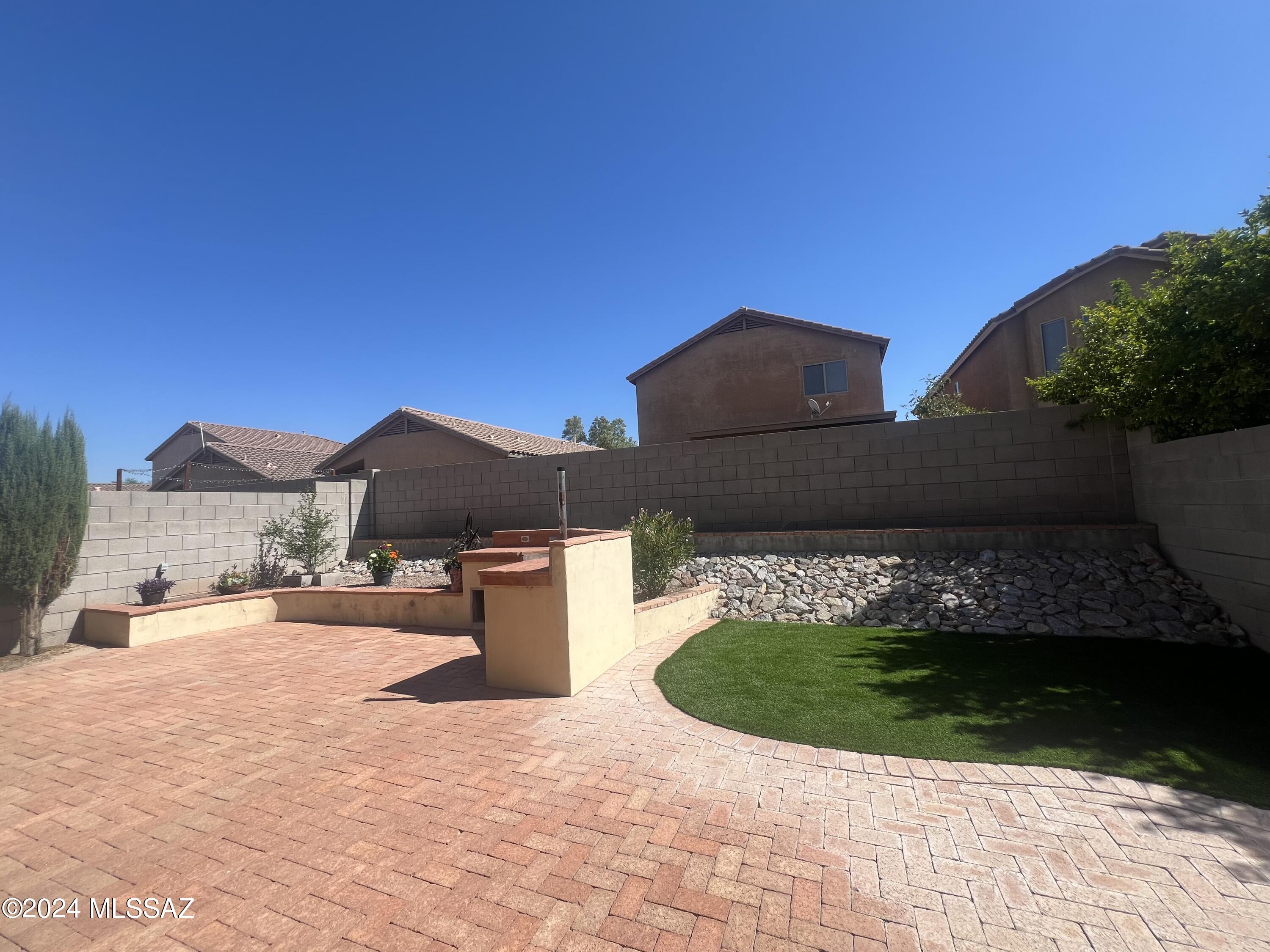 Empire Heights (1-241) - Residential