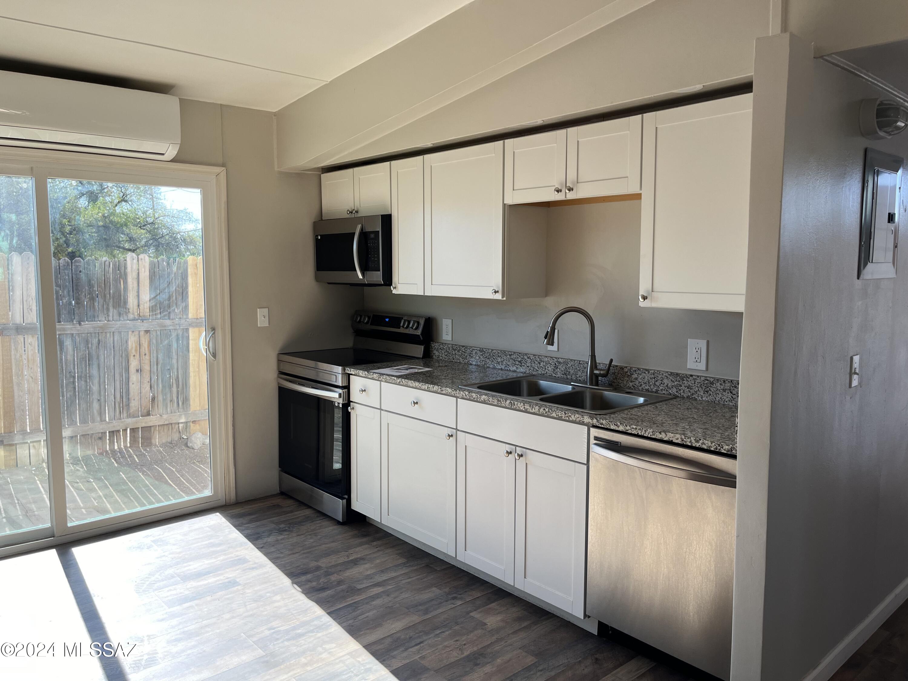 Coronado Heights - Residential Lease