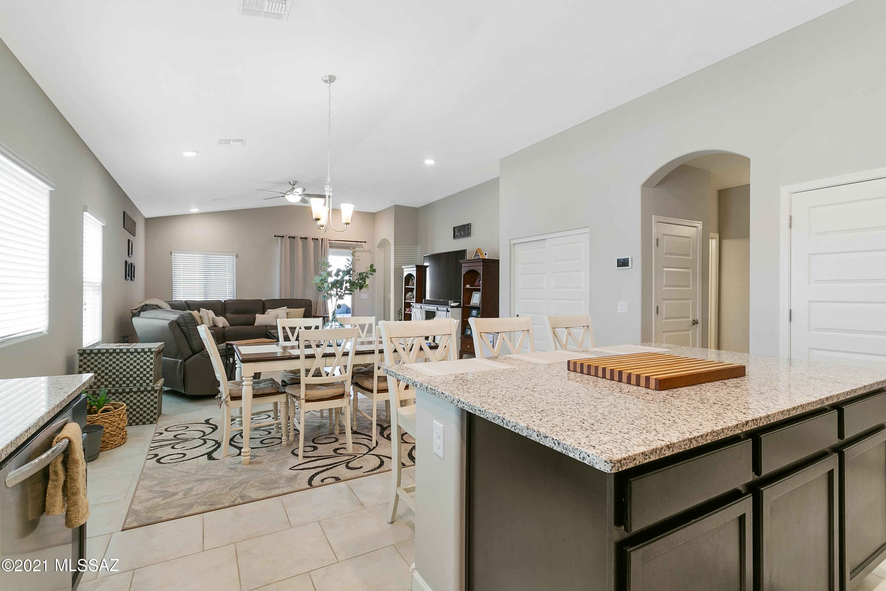 New Tucson Unit NO. 5 (1-312) - Residential