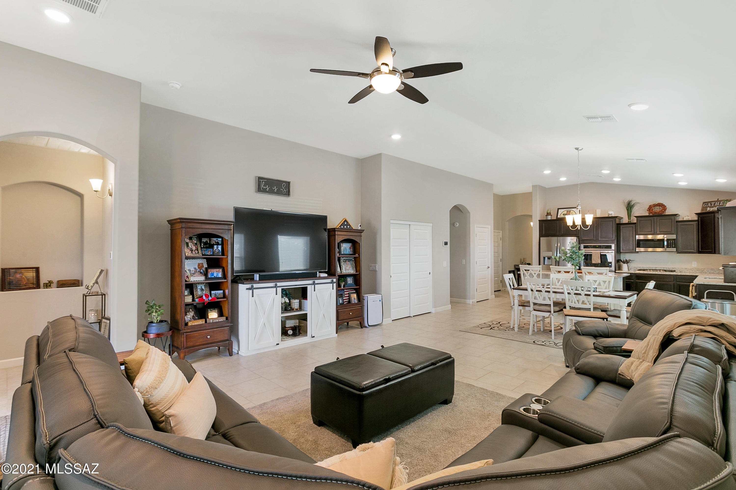 New Tucson Unit NO. 5 (1-312) - Residential
