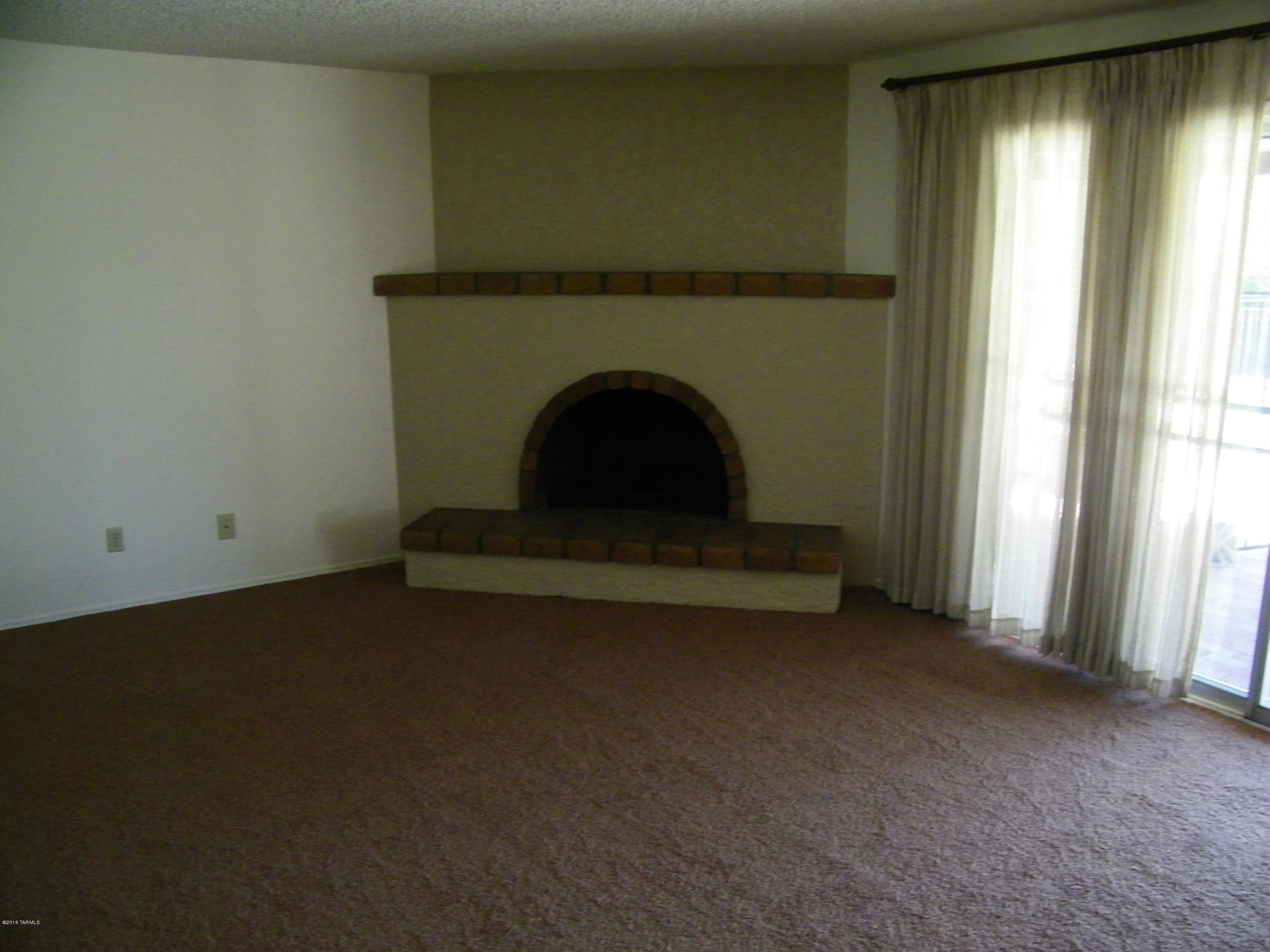 Casas Adobes West No.2 (284-438) - Residential Lease