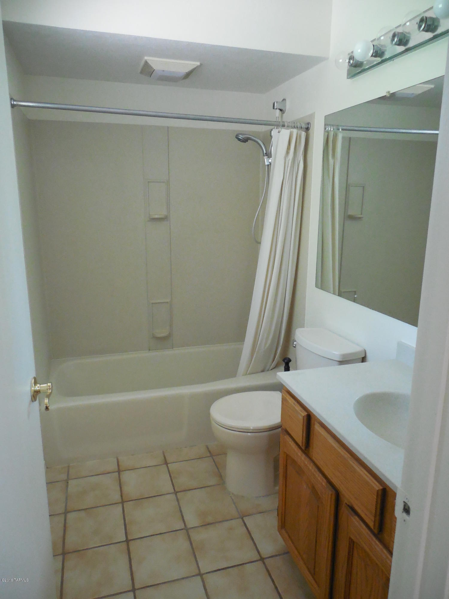 Casas Adobes West No.2 (284-438) - Residential Lease