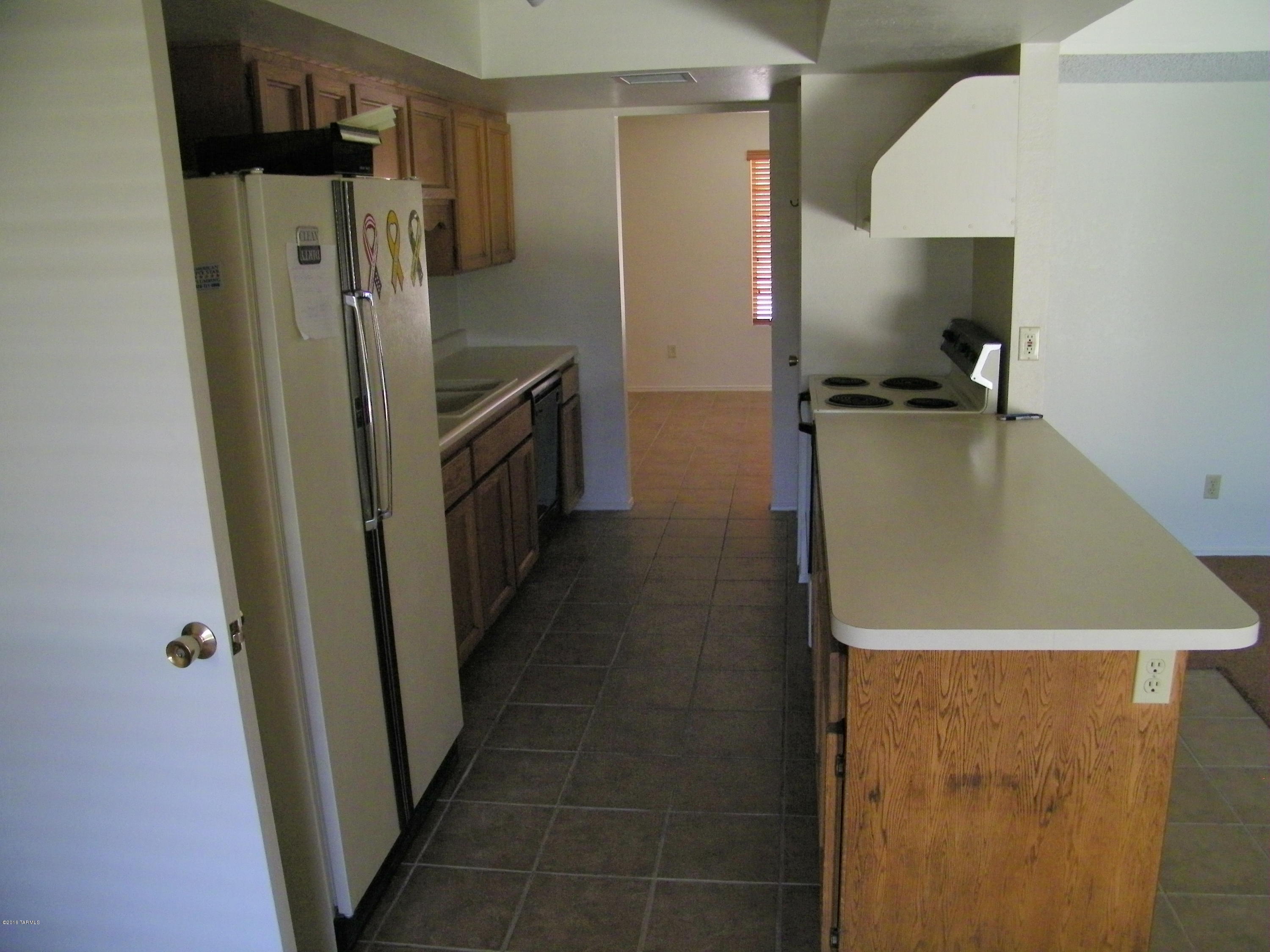 Casas Adobes West No.2 (284-438) - Residential Lease