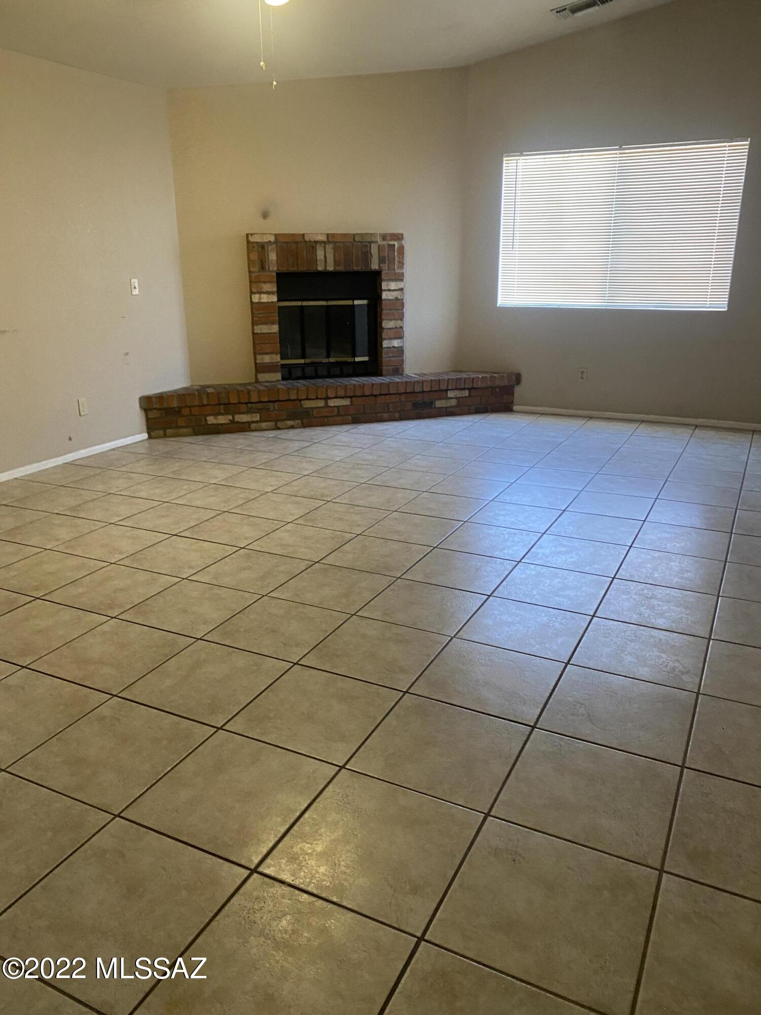 Oak Tree at Midvale (520-620) - Residential
