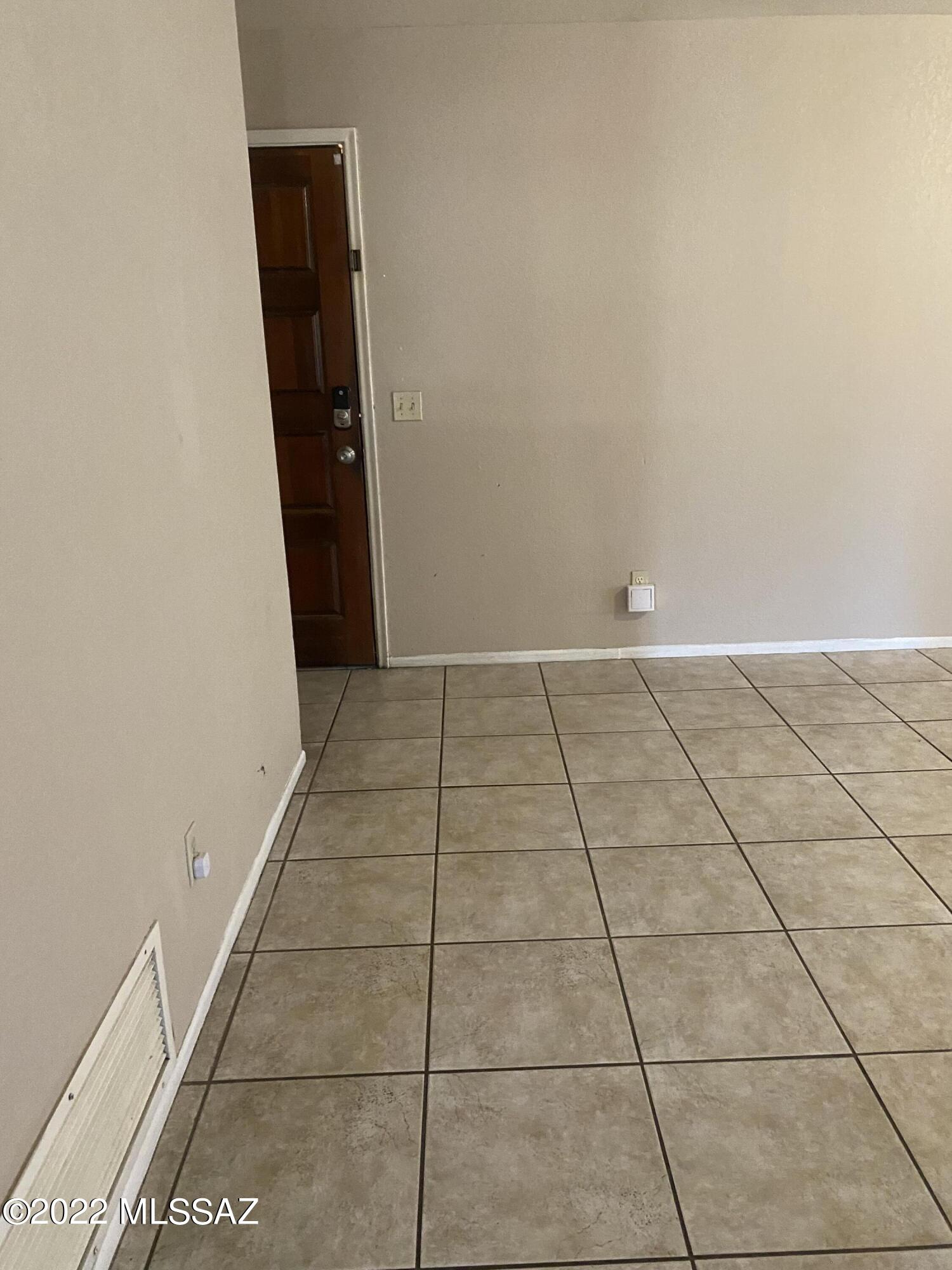 Oak Tree at Midvale (520-620) - Residential