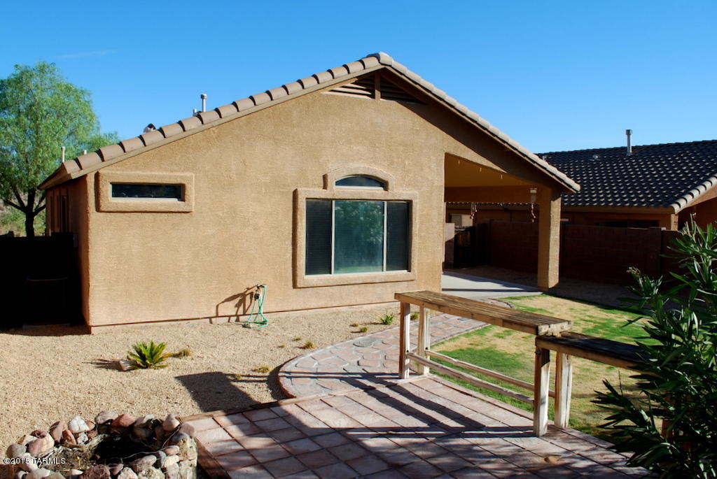 Rancho Del Lago (1-100) - Residential Lease
