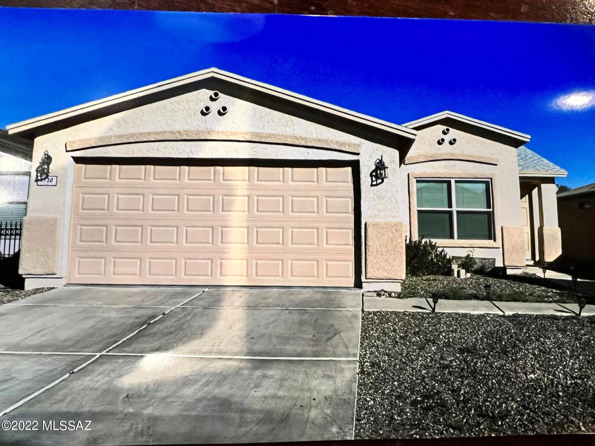 Very clean & neat split 3BR, 2 full bath. Ready for new owner. Spacious open floor plan makes warm & inviting. Large backyard with a covered patio area, bar & lots of room for entertaining. Nice subdivision. This house has been remodeled. Shopping center within walking.