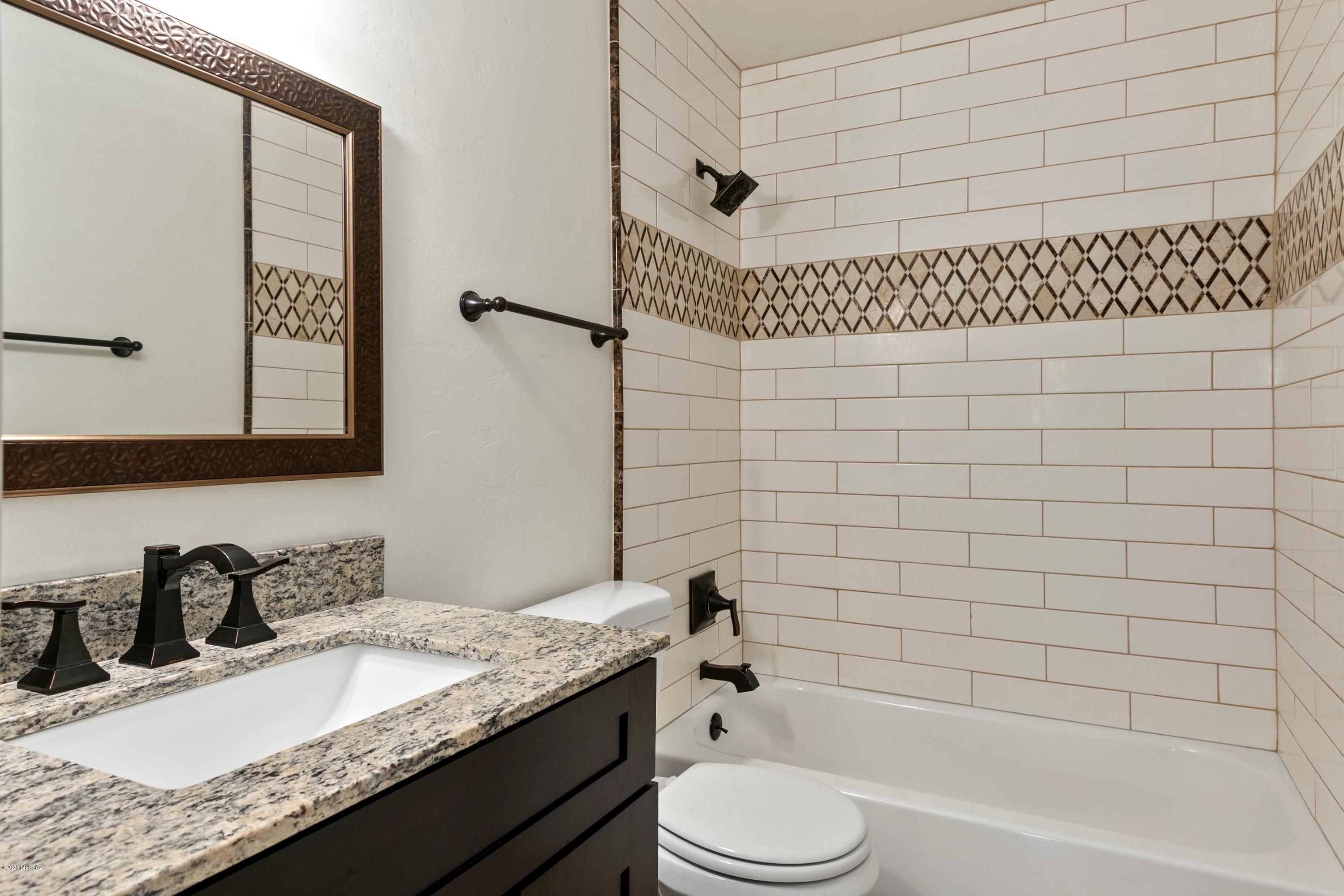 Casas Adobes Park (94-194) - Residential